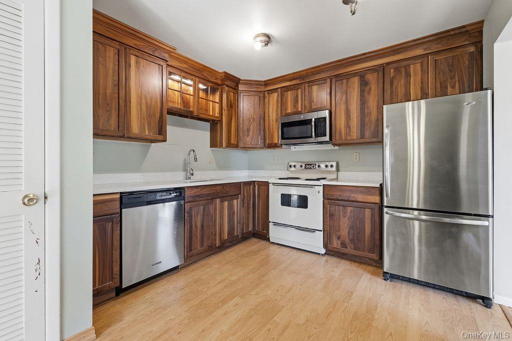 80 Krystal Drive – For Sale photo 7