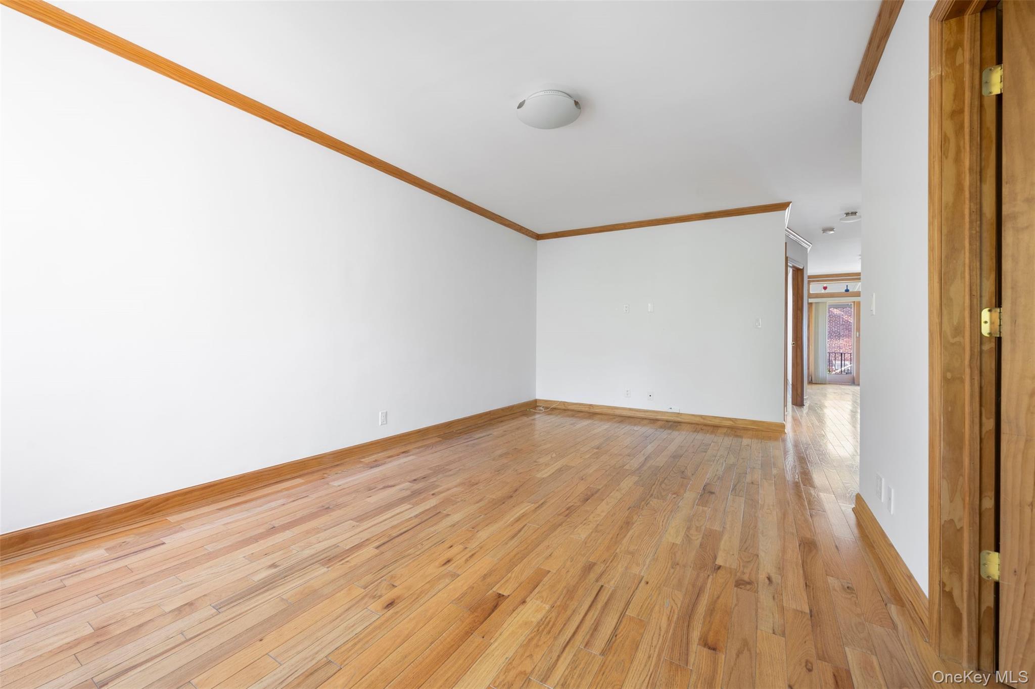 5844 81st Street – For Rent photo 4
