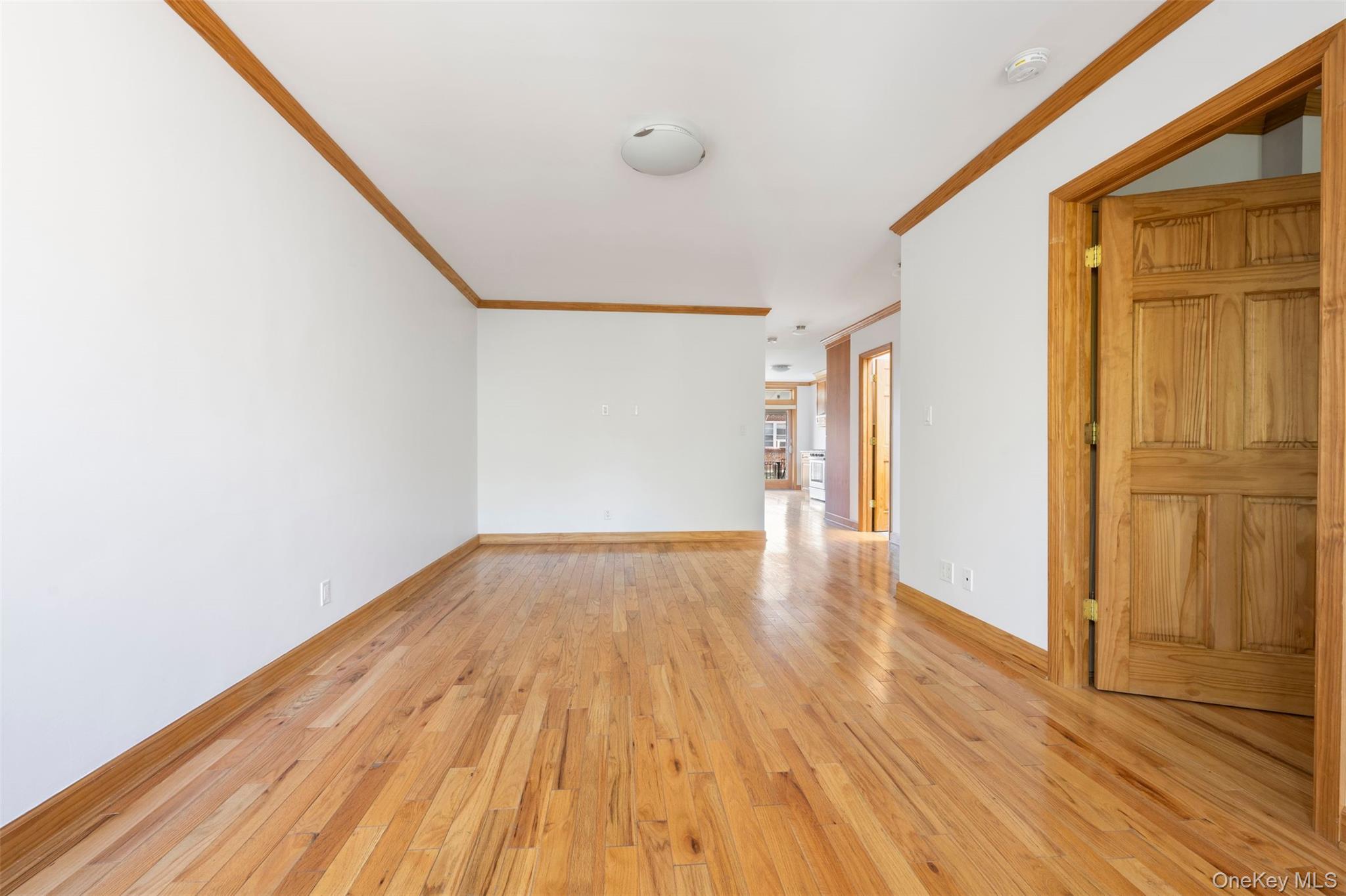 5844 81st Street – For Rent photo 2
