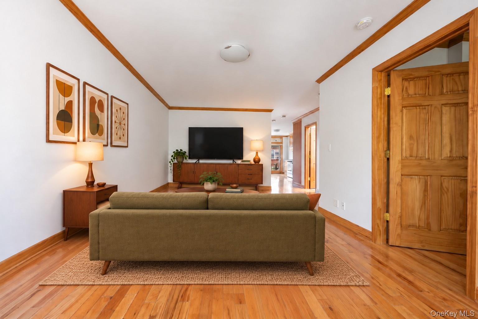 5844 81st Street – For Rent