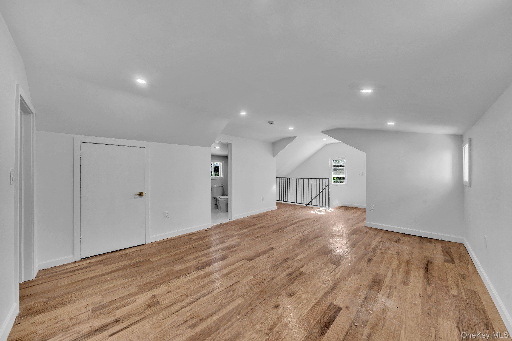 219 E 238th Street – For Sale photo 12