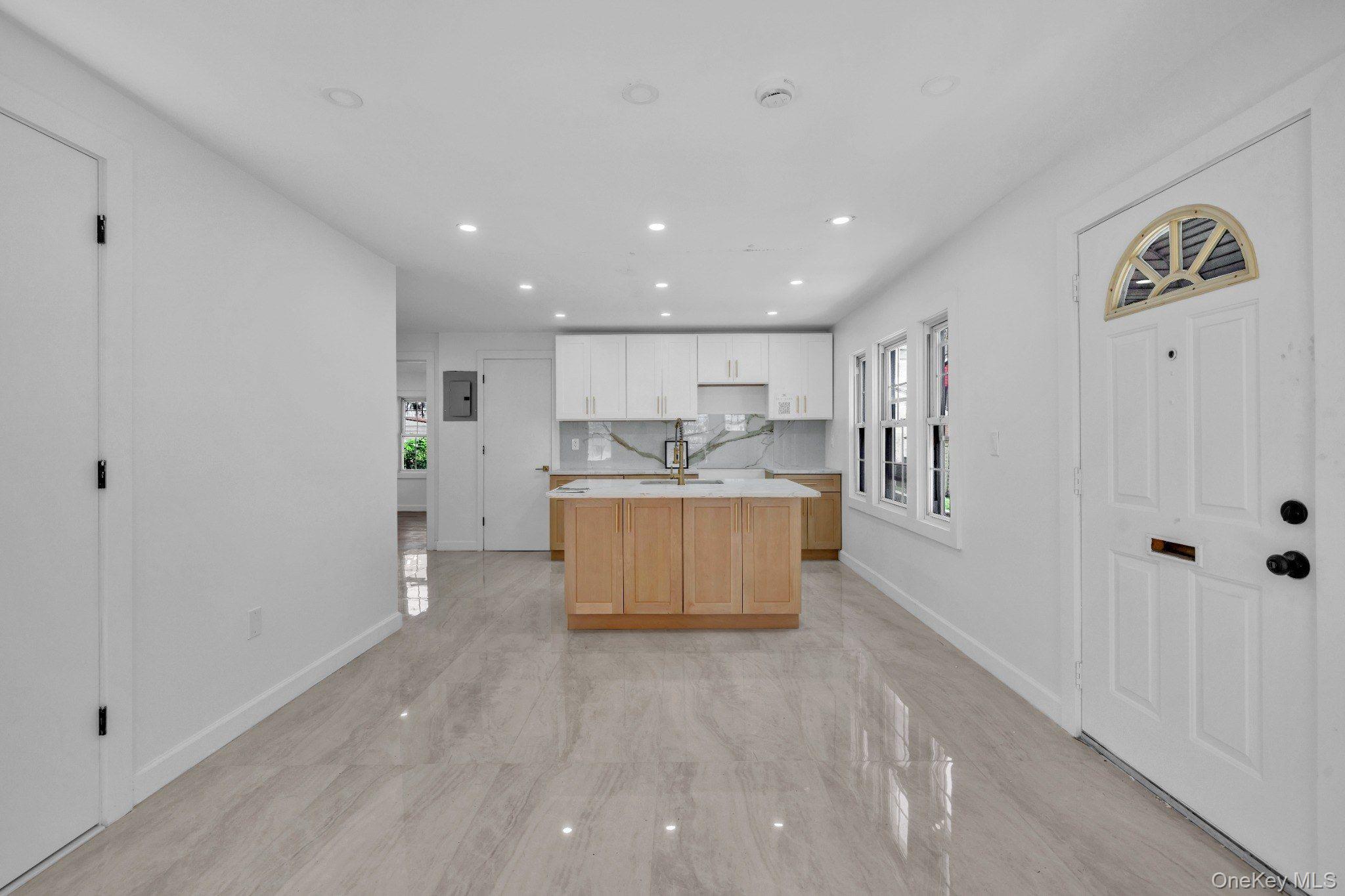 219 E 238th Street – For Sale photo 14