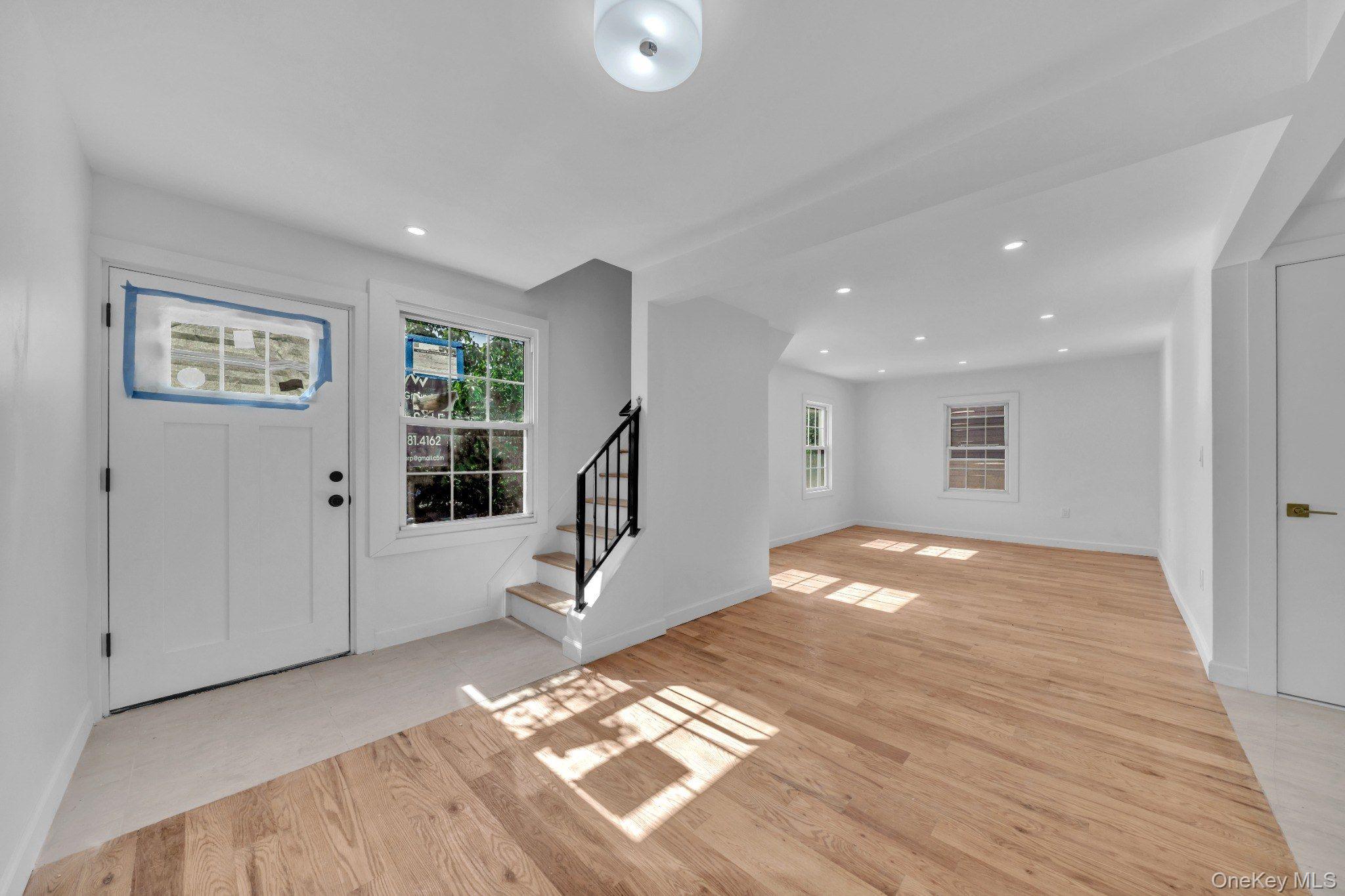 219 E 238th Street – For Sale photo 9