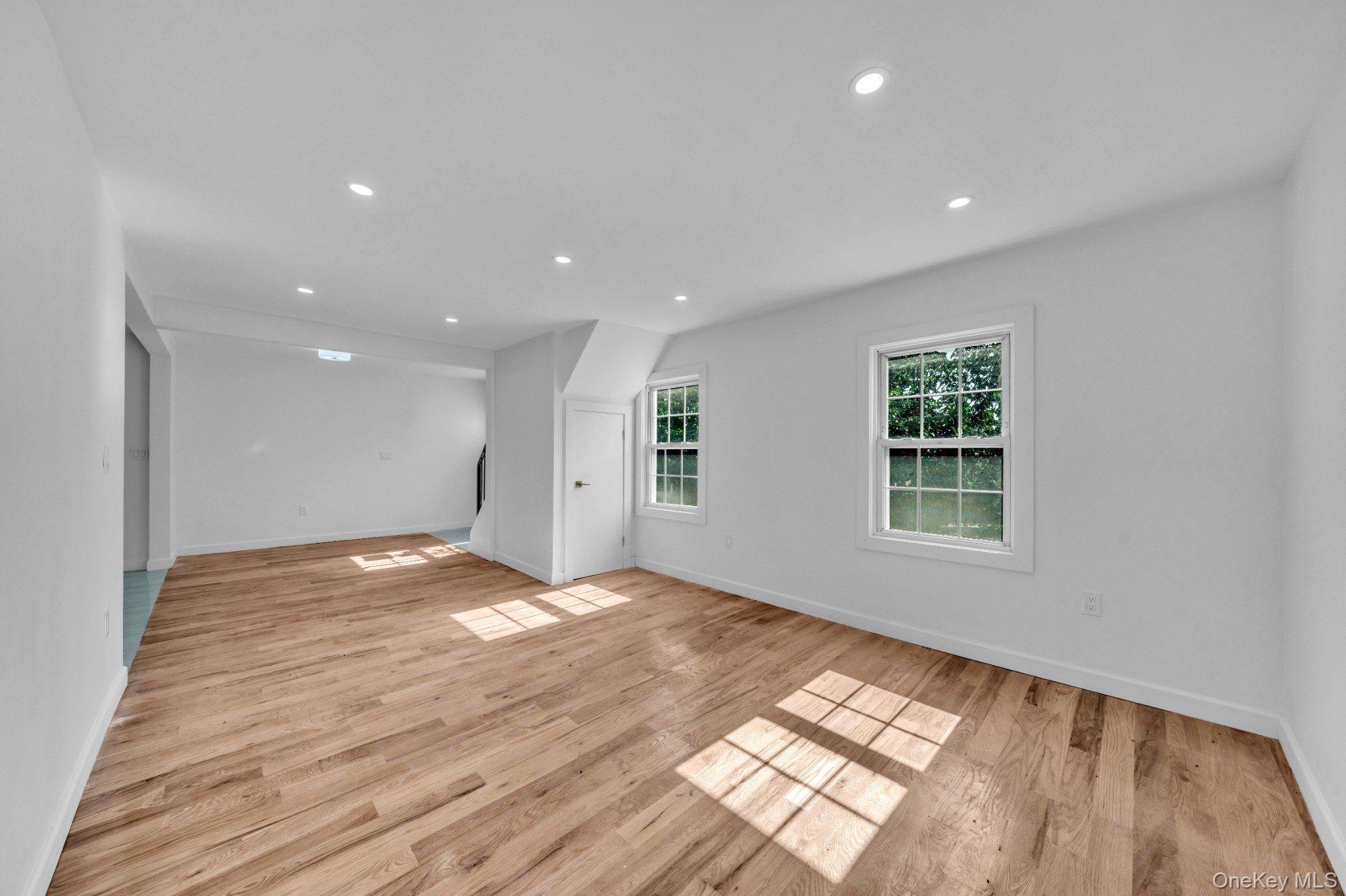 219 E 238th Street – For Sale photo 10