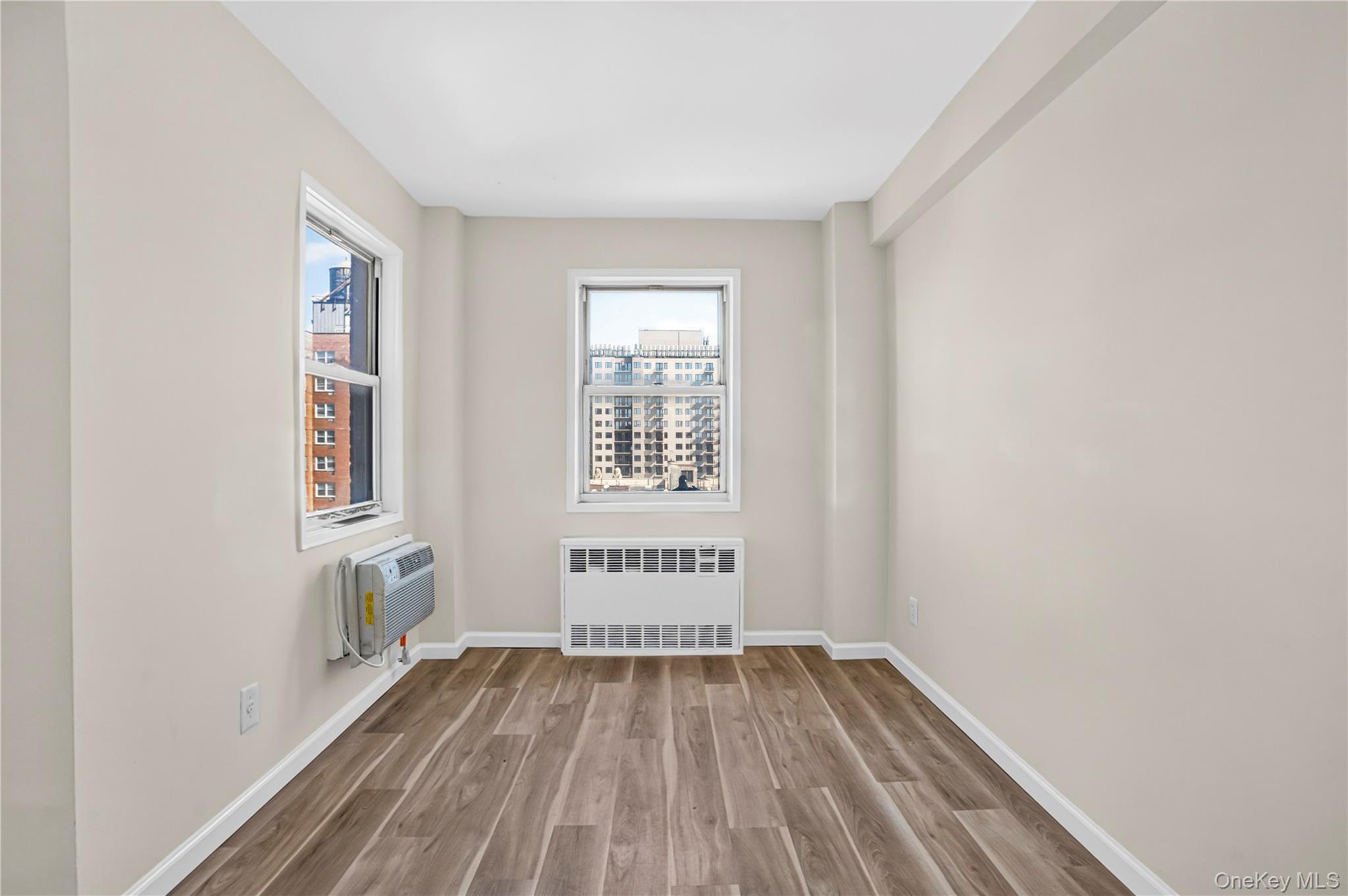 8915 Parsons Boulevard, Unit 11D photo 9