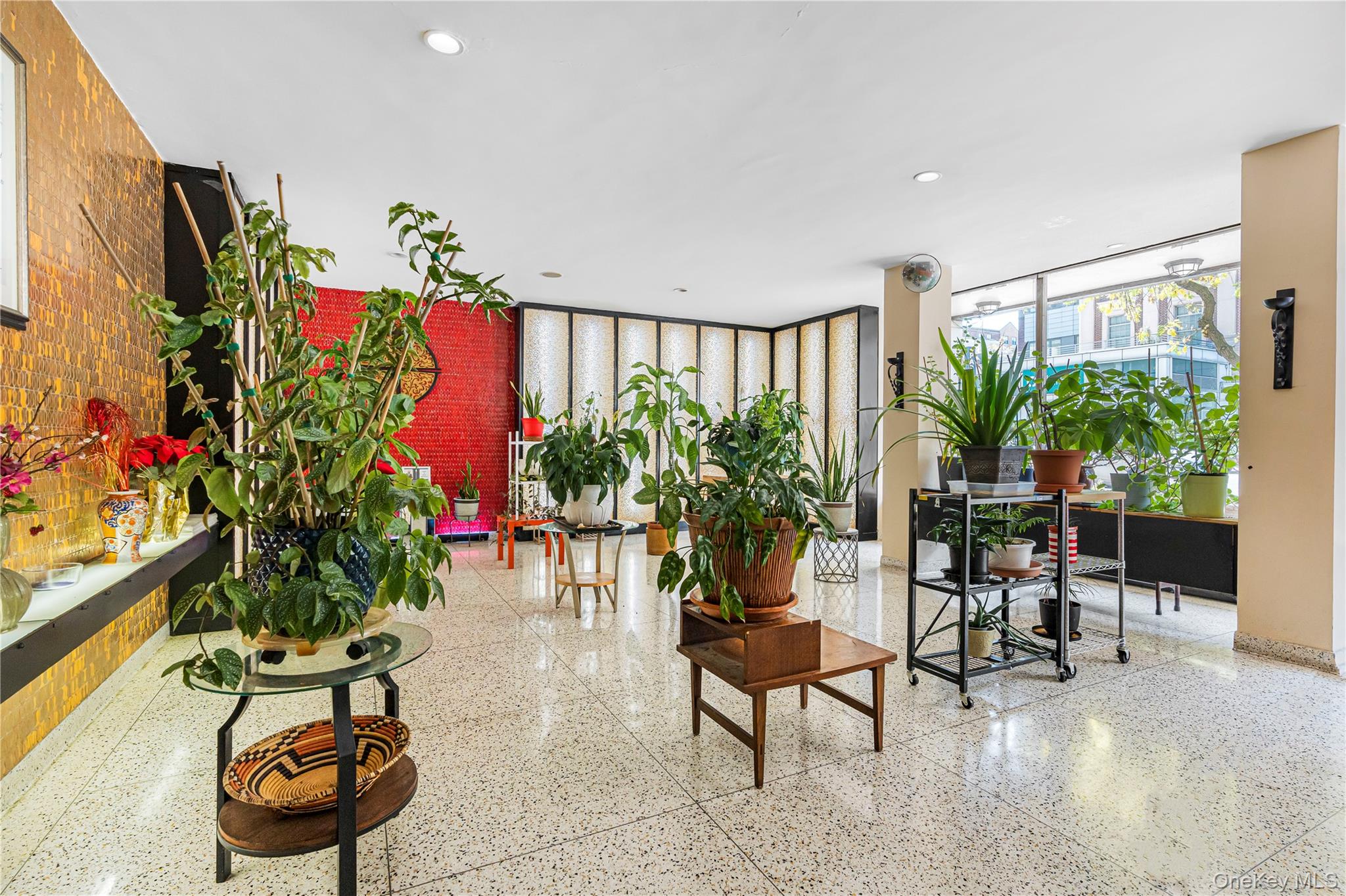 8915 Parsons Boulevard, Unit 11D photo 2