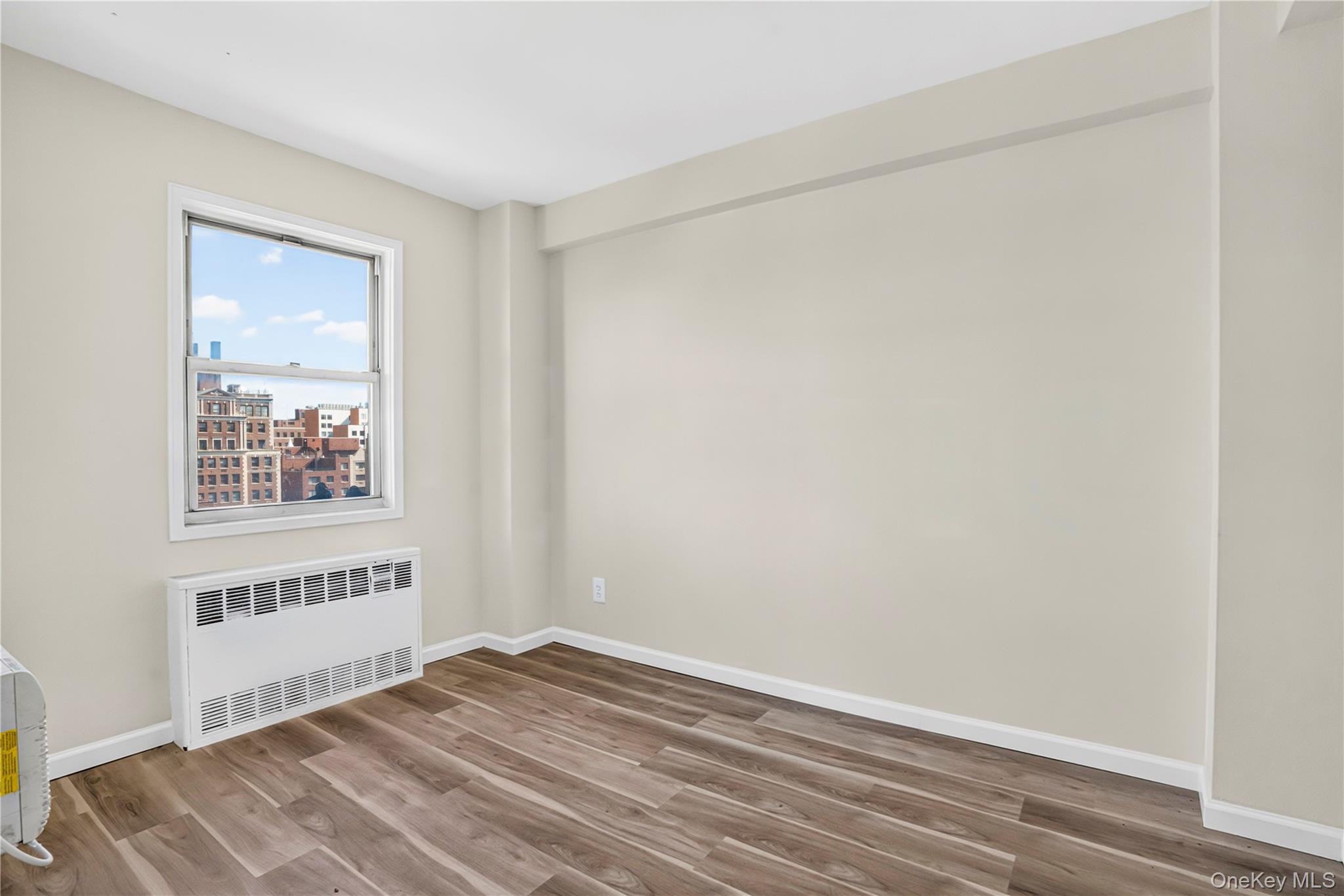 8915 Parsons Boulevard, Unit 11D photo 10