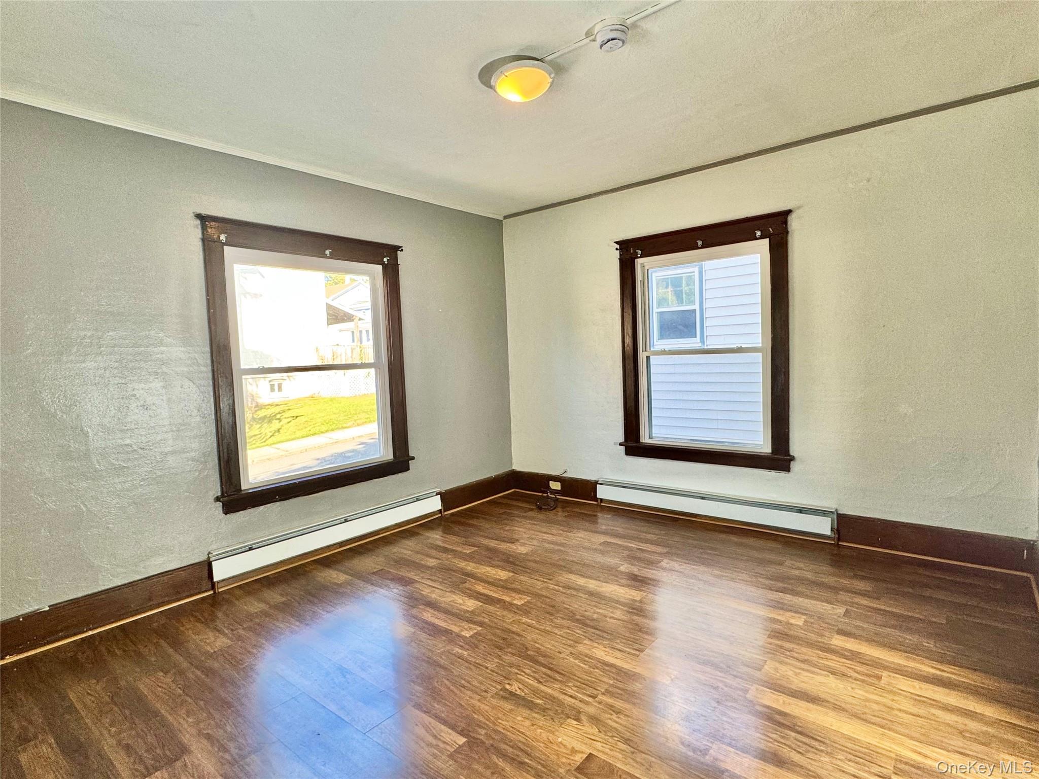 4 Harding Street – For Sale photo 6