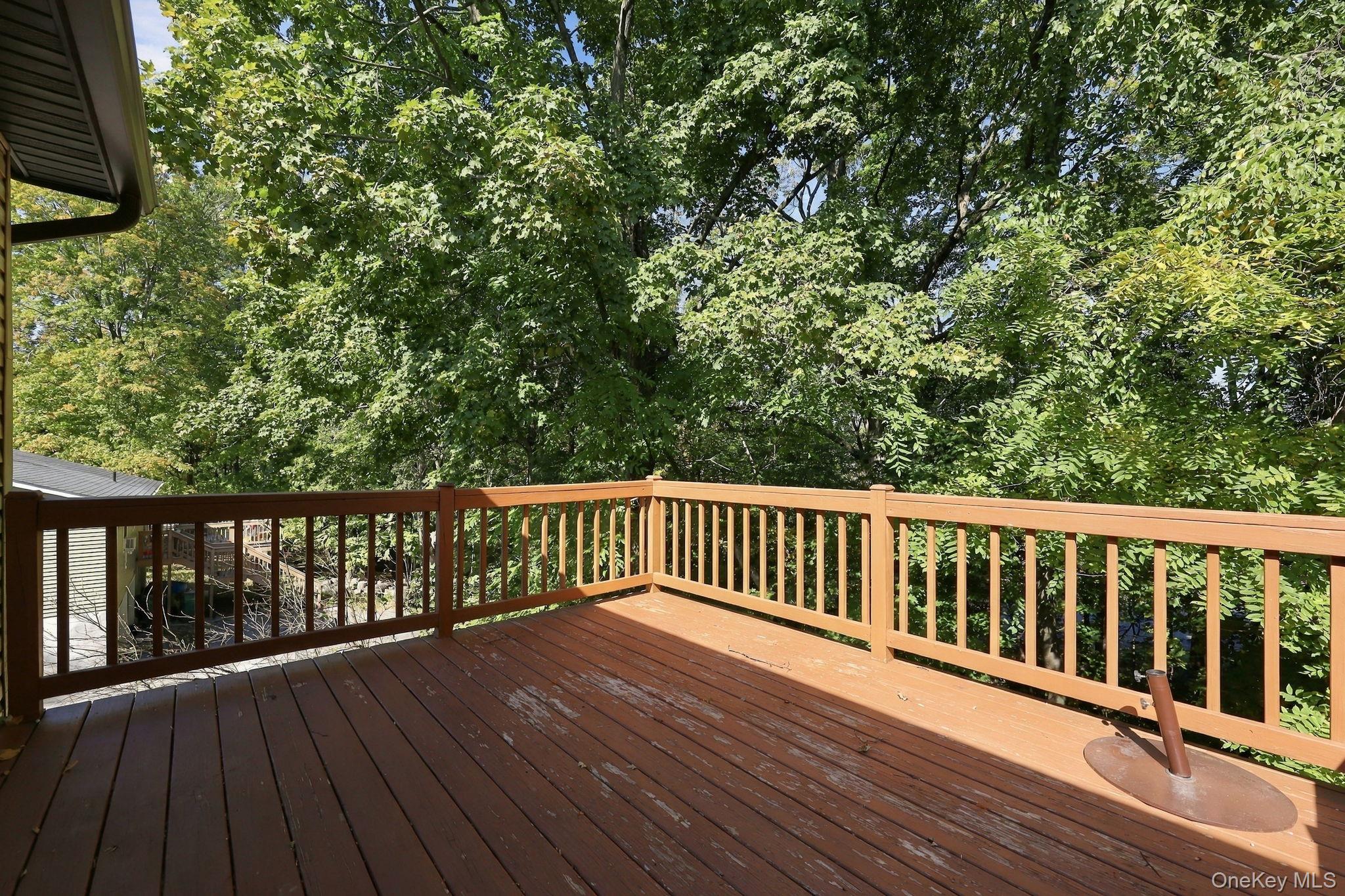 10 Van Wagner Road – For Sale photo 30