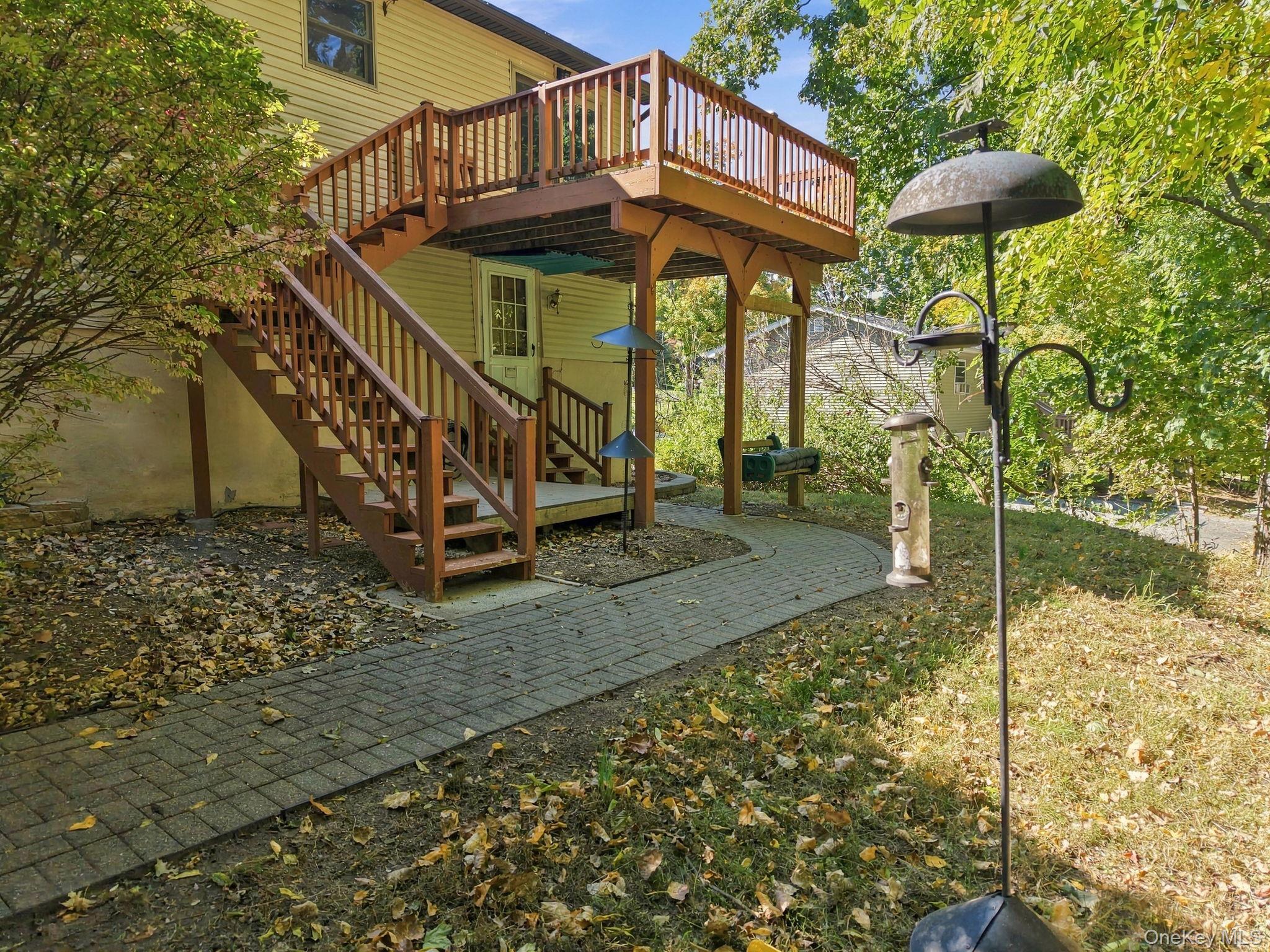 10 Van Wagner Road – For Sale photo 32