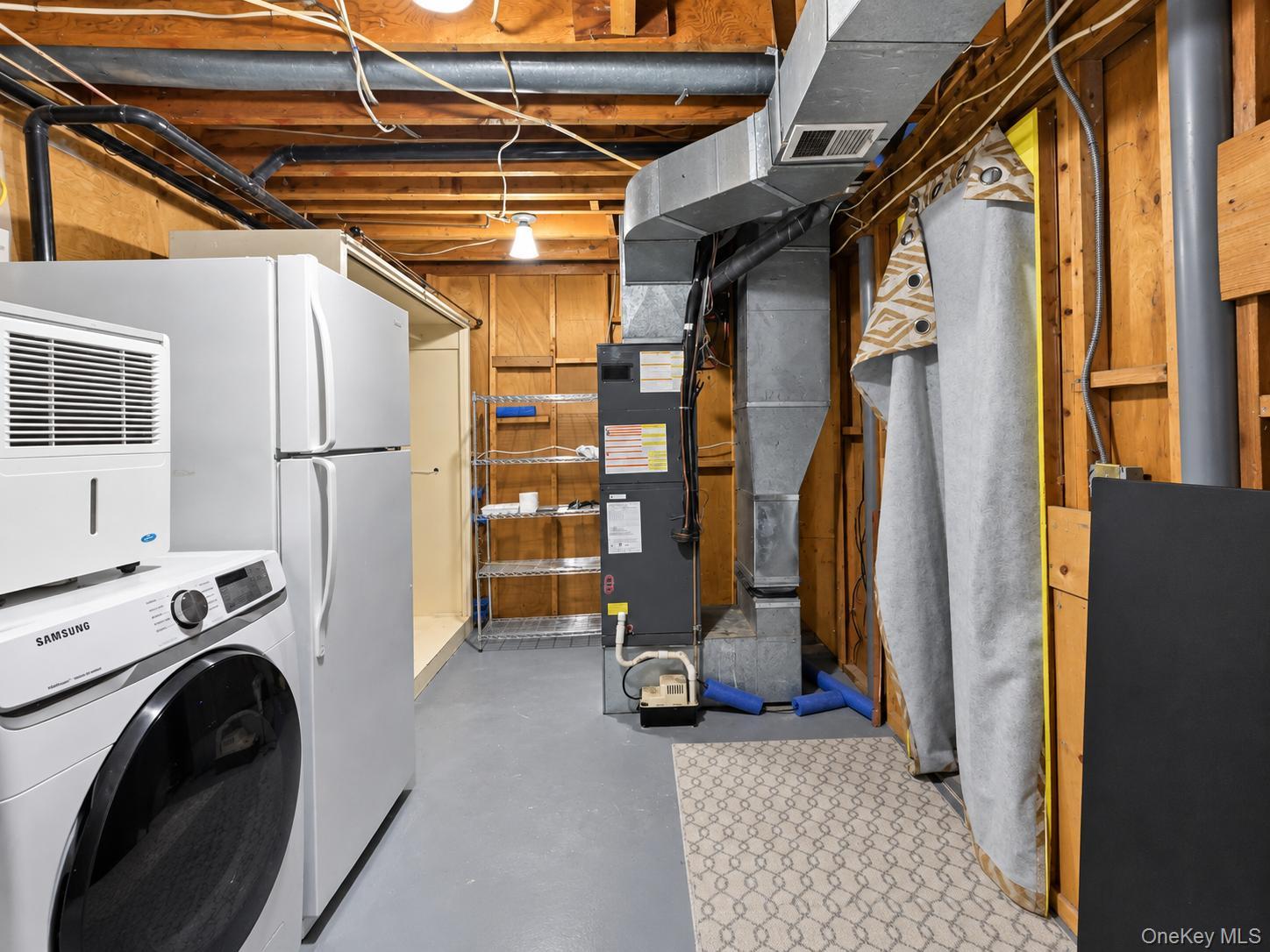 83 Treetop Circle – For Sale photo 19