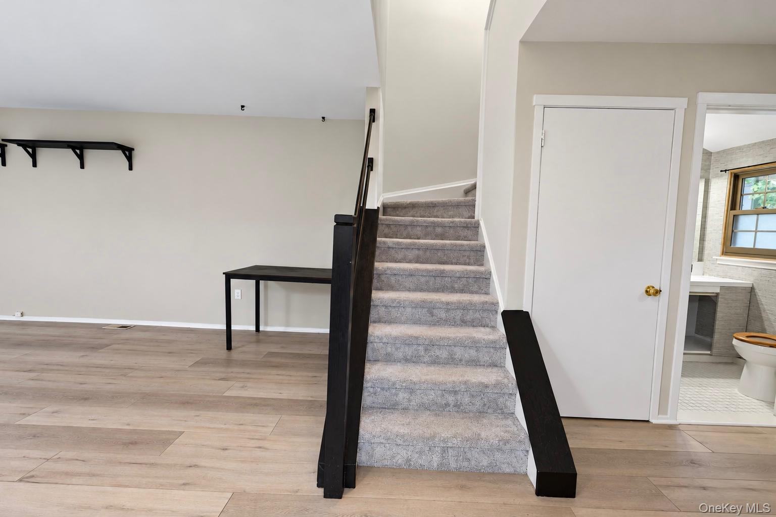 83 Treetop Circle – For Sale photo 10