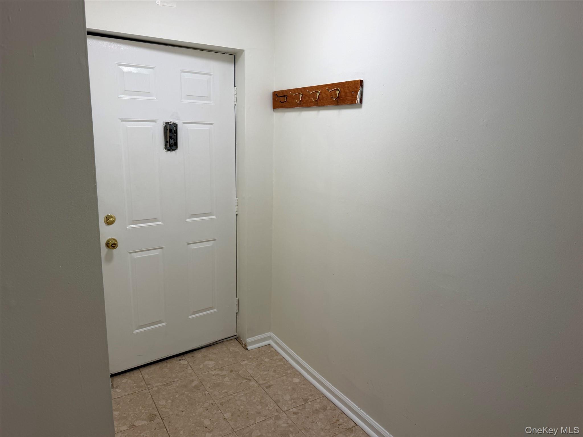 23 Lexington Hill, Unit 2 photo 2