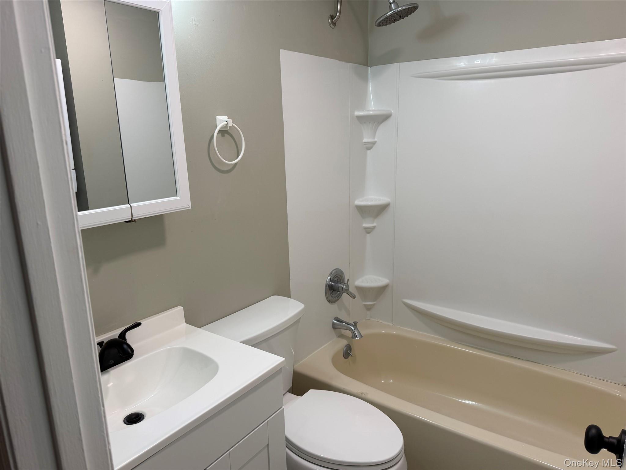 23 Lexington Hill, Unit 2 photo 9