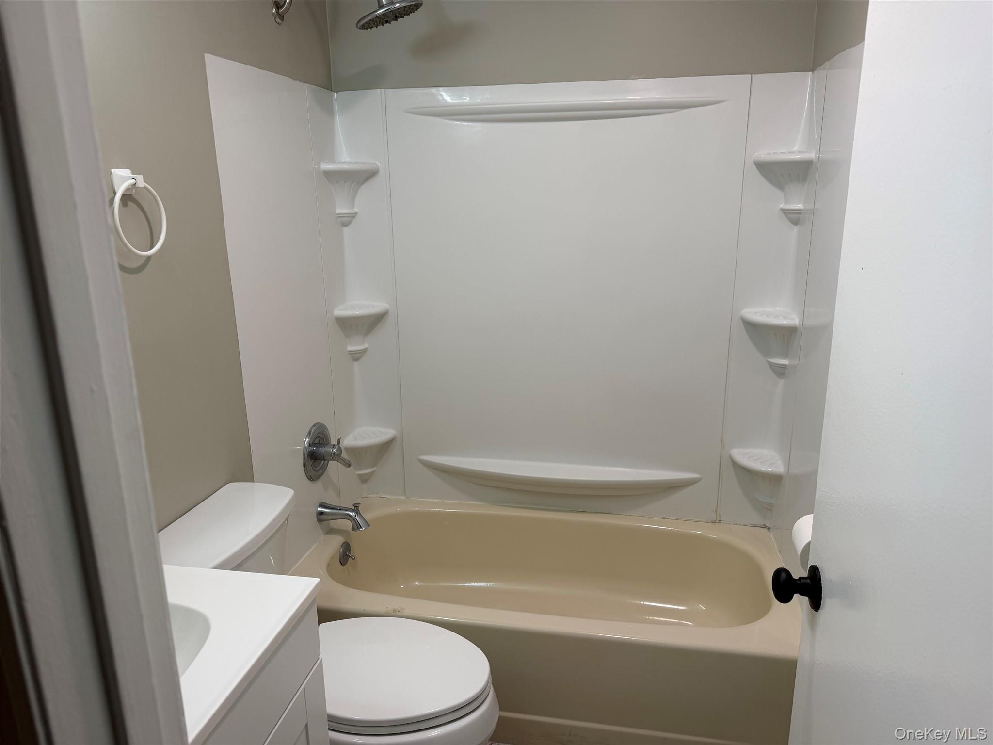 23 Lexington Hill, Unit 2 photo 8