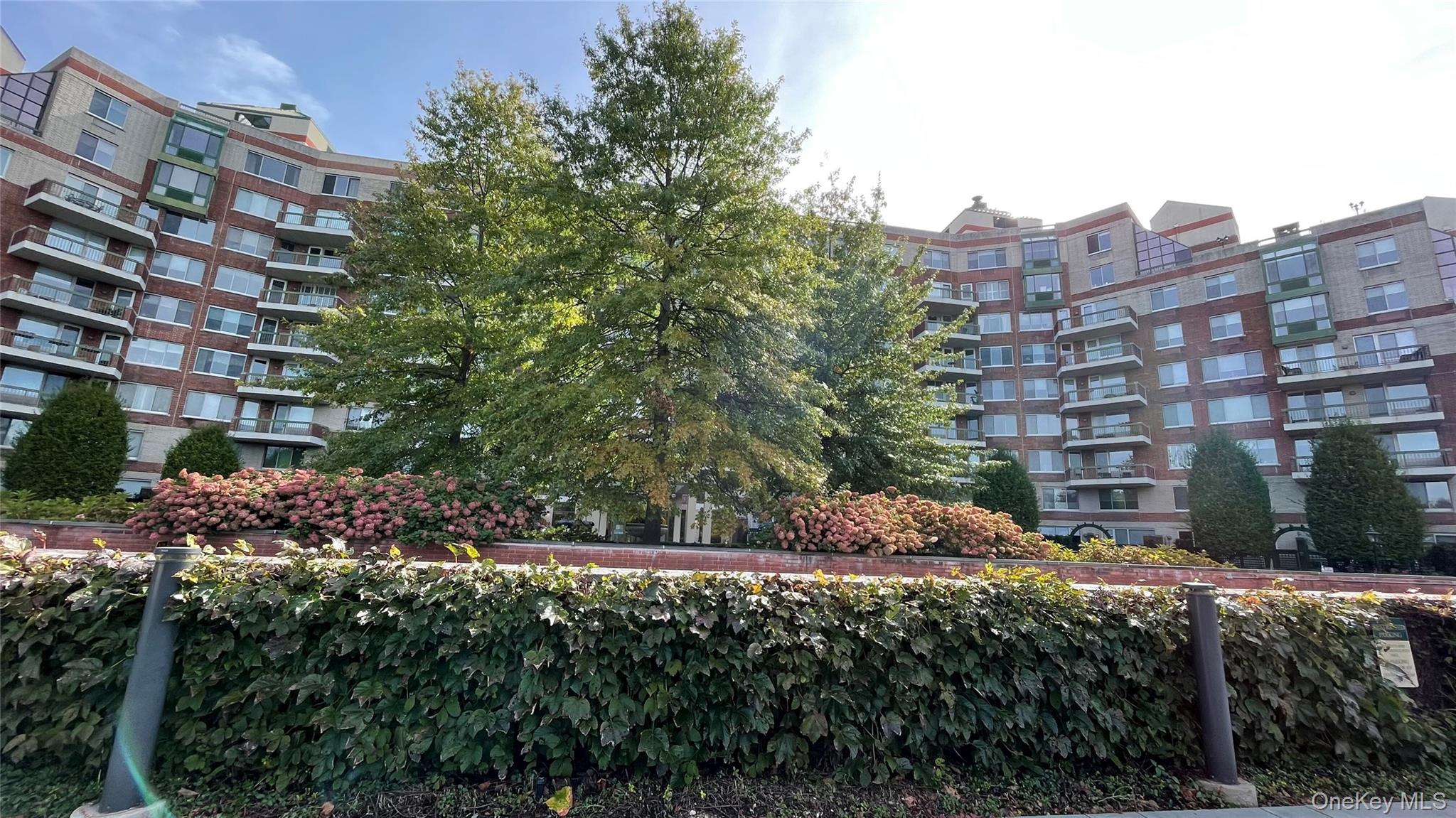 111 Cherry Valley Avenue, Unit 702 W photo 21