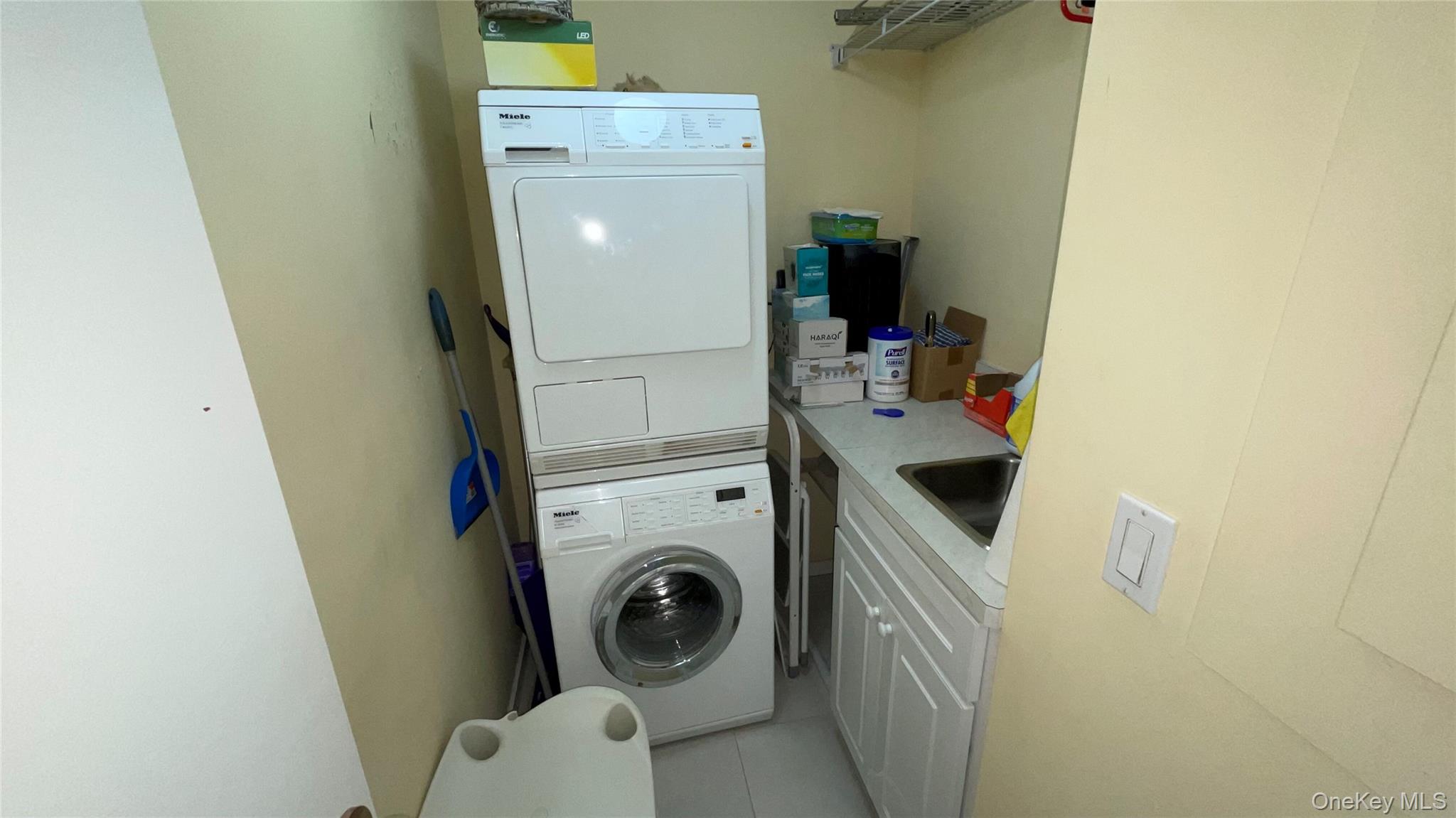 111 Cherry Valley Avenue, Unit 702 W photo 19