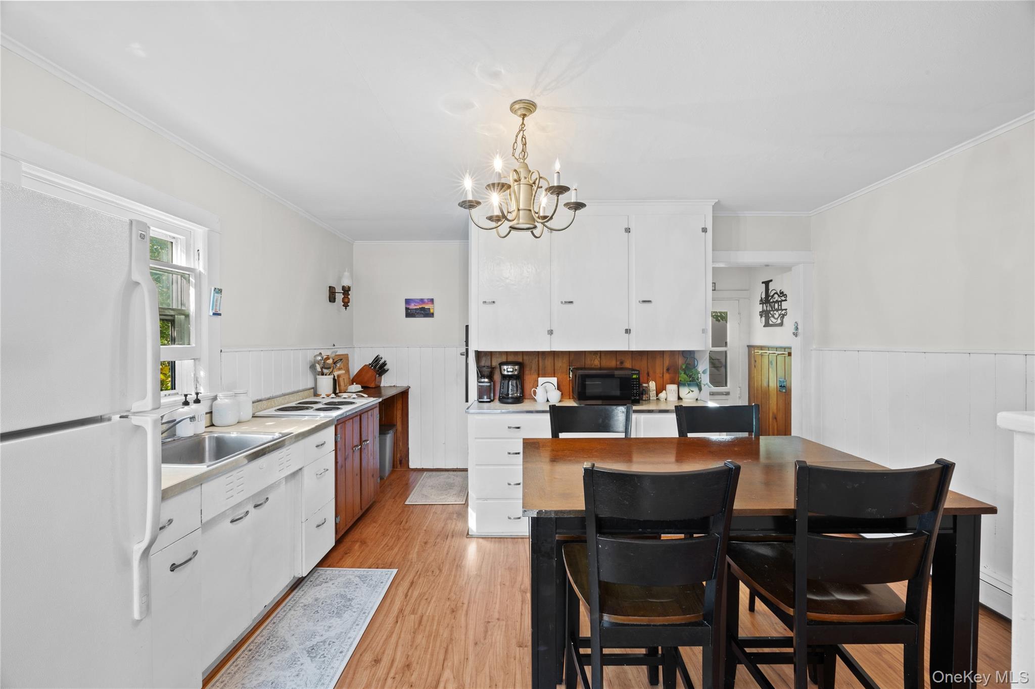 11 Sharon Avenue – For Sale photo 18