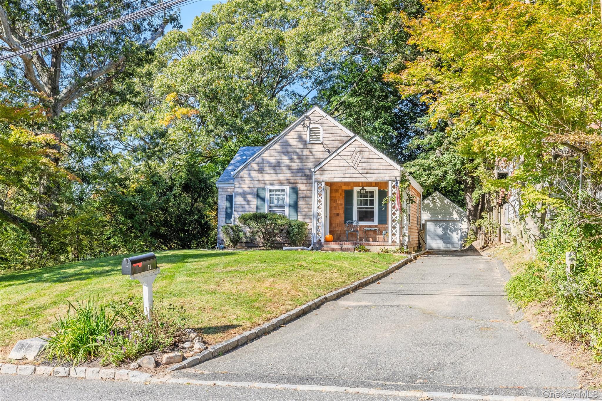 11 Sharon Avenue – For Sale photo 4