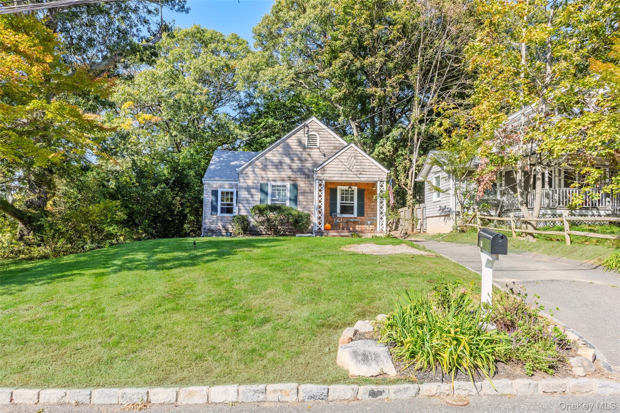 11 Sharon Avenue – For Sale photo 2