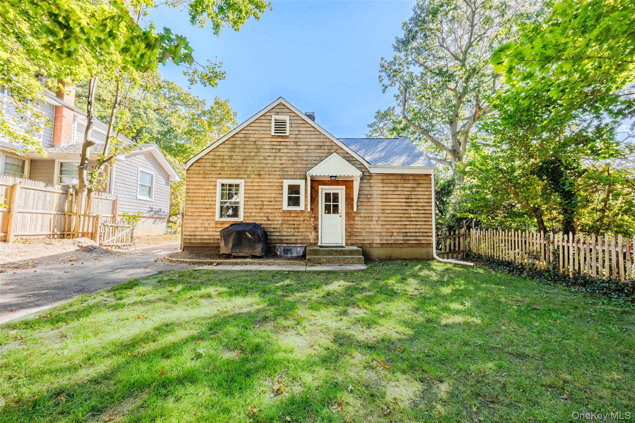 11 Sharon Avenue – For Sale photo 19