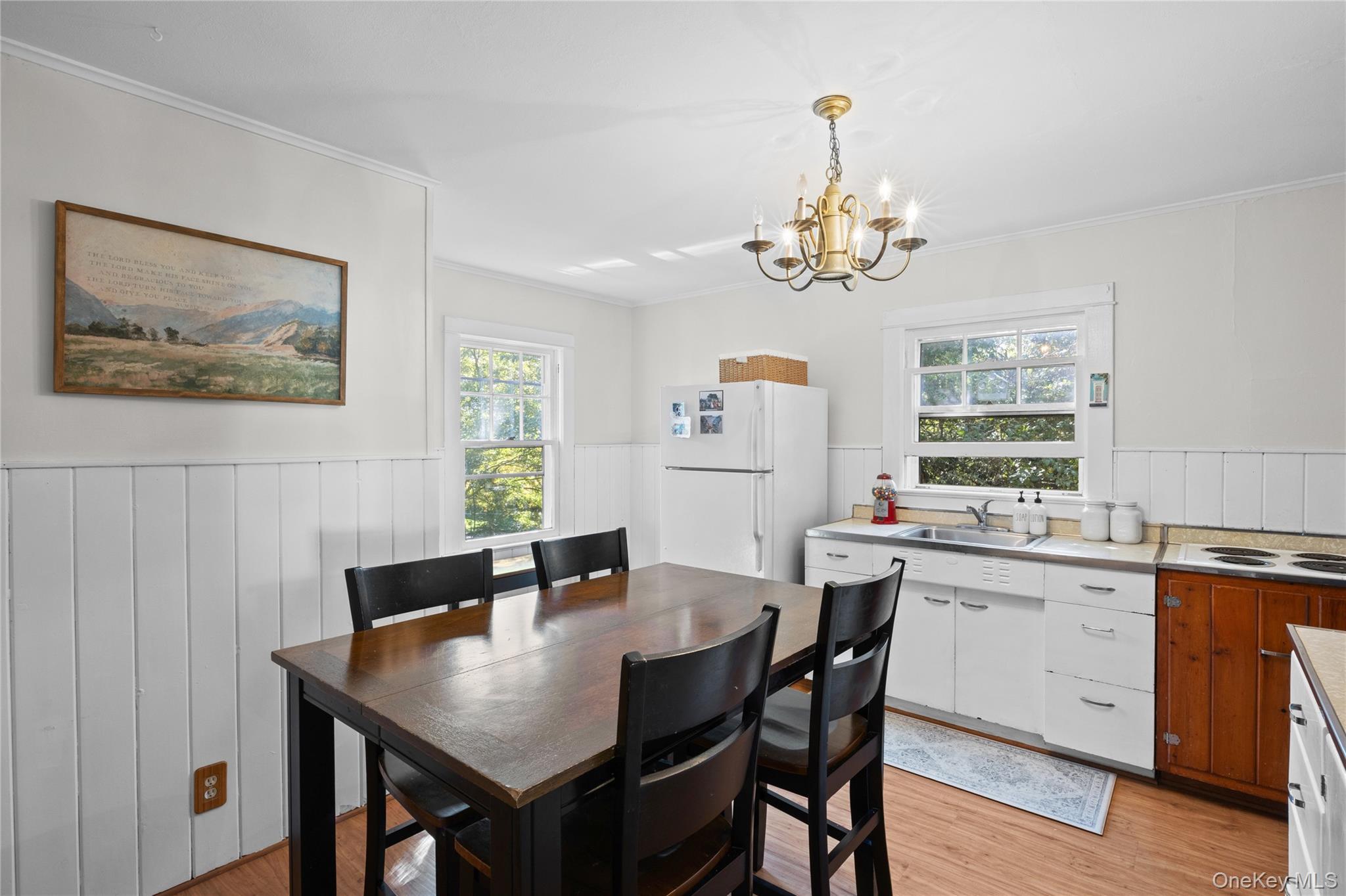 11 Sharon Avenue – For Sale photo 16