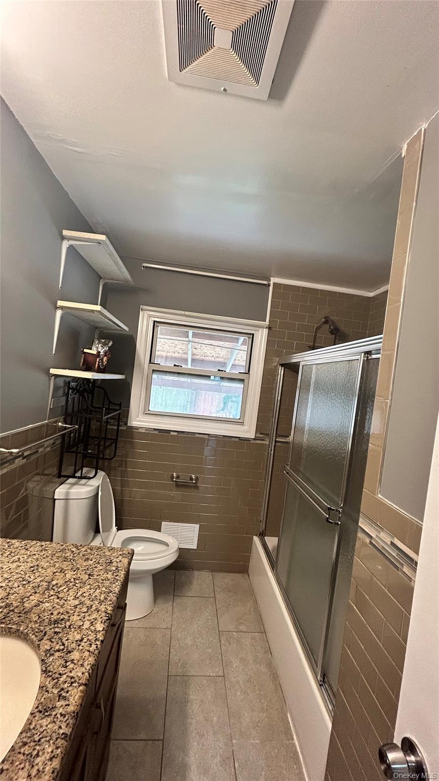 200 Hancock Street – For Rent photo 3