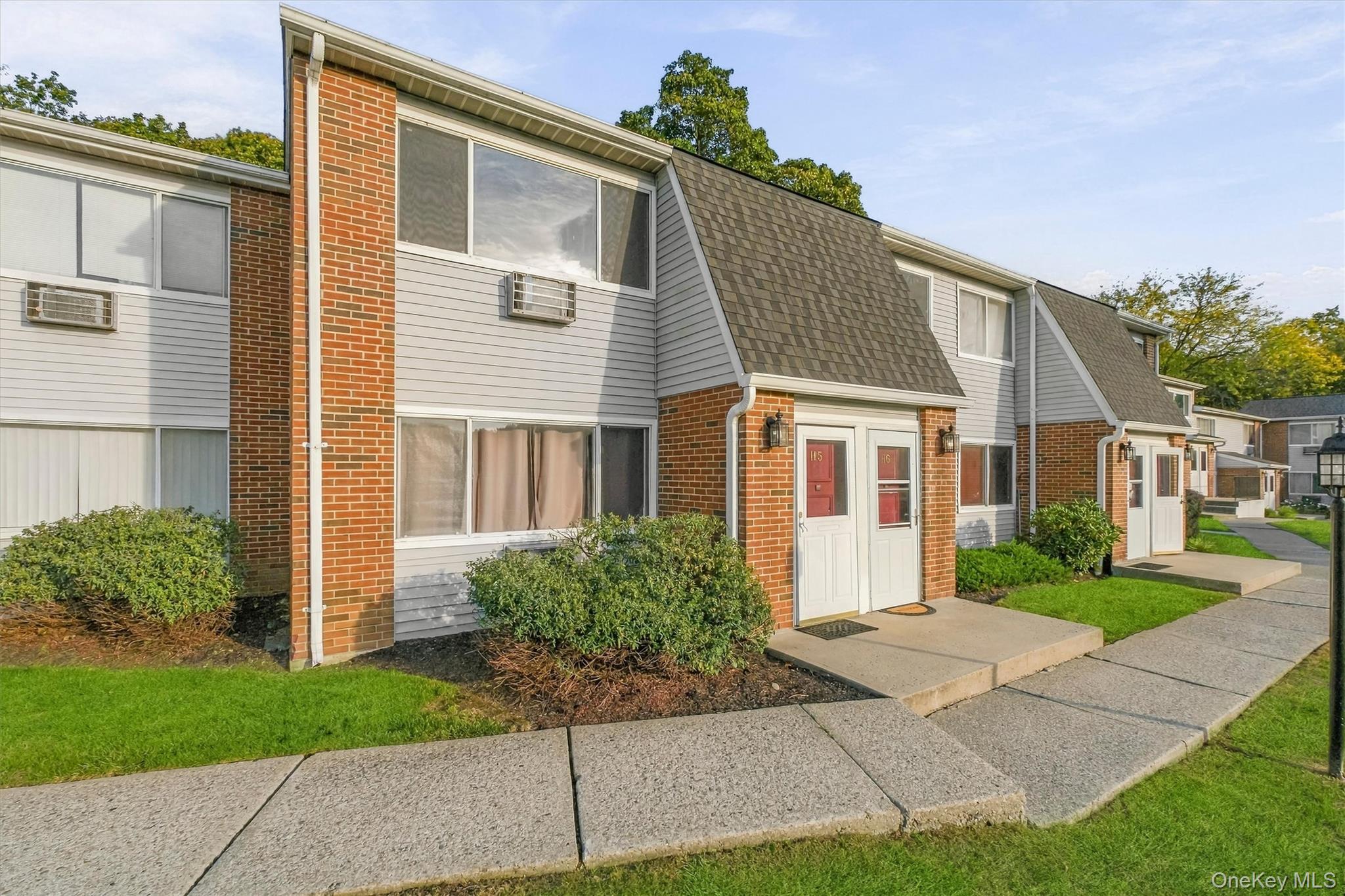 2740 South Road, Unit H6 photo 4