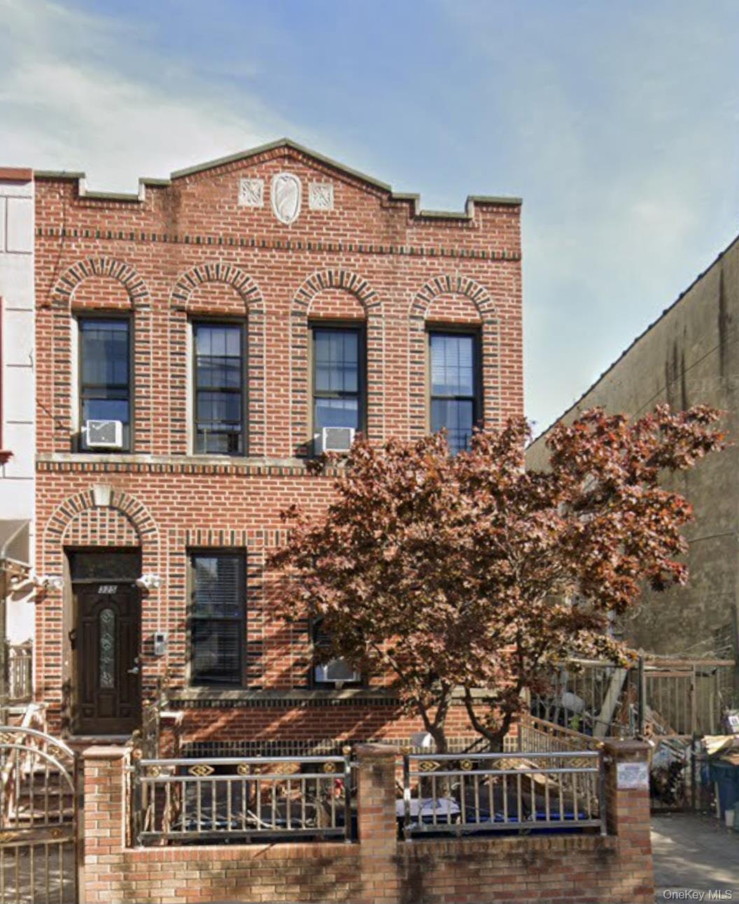 325 E 54th Street – For Sale