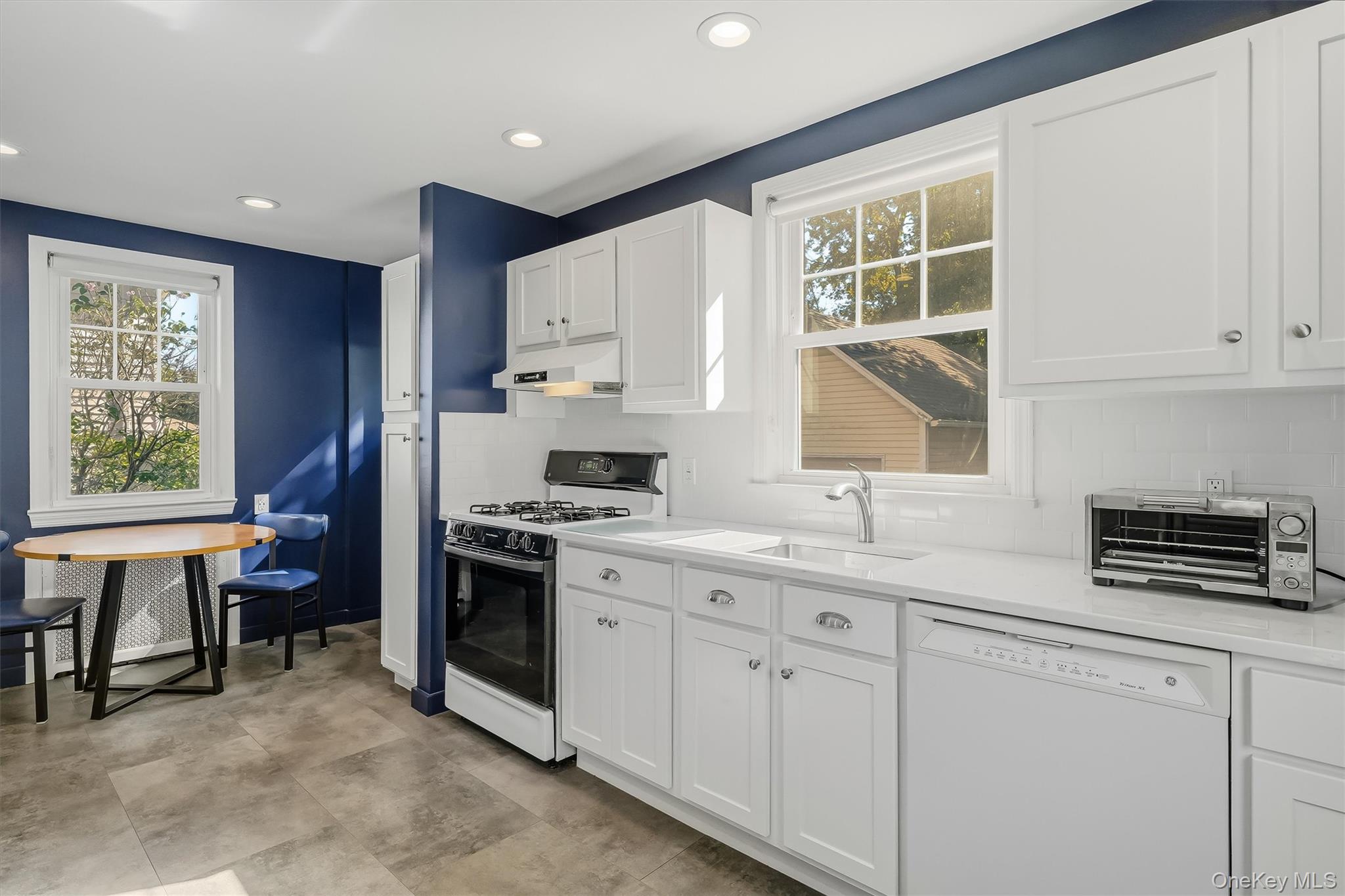 29 Clinton Street – For Sale photo 39
