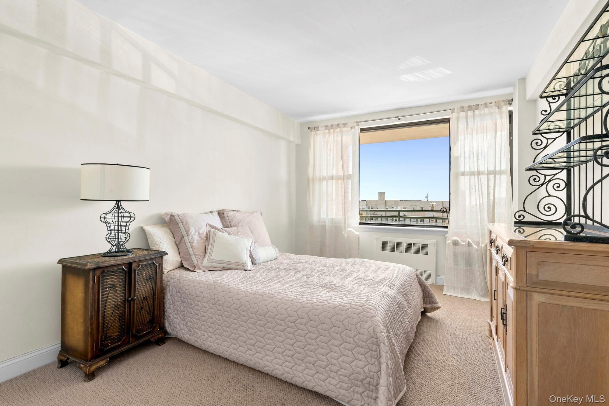 333 E Broadway, Unit 2D photo 13