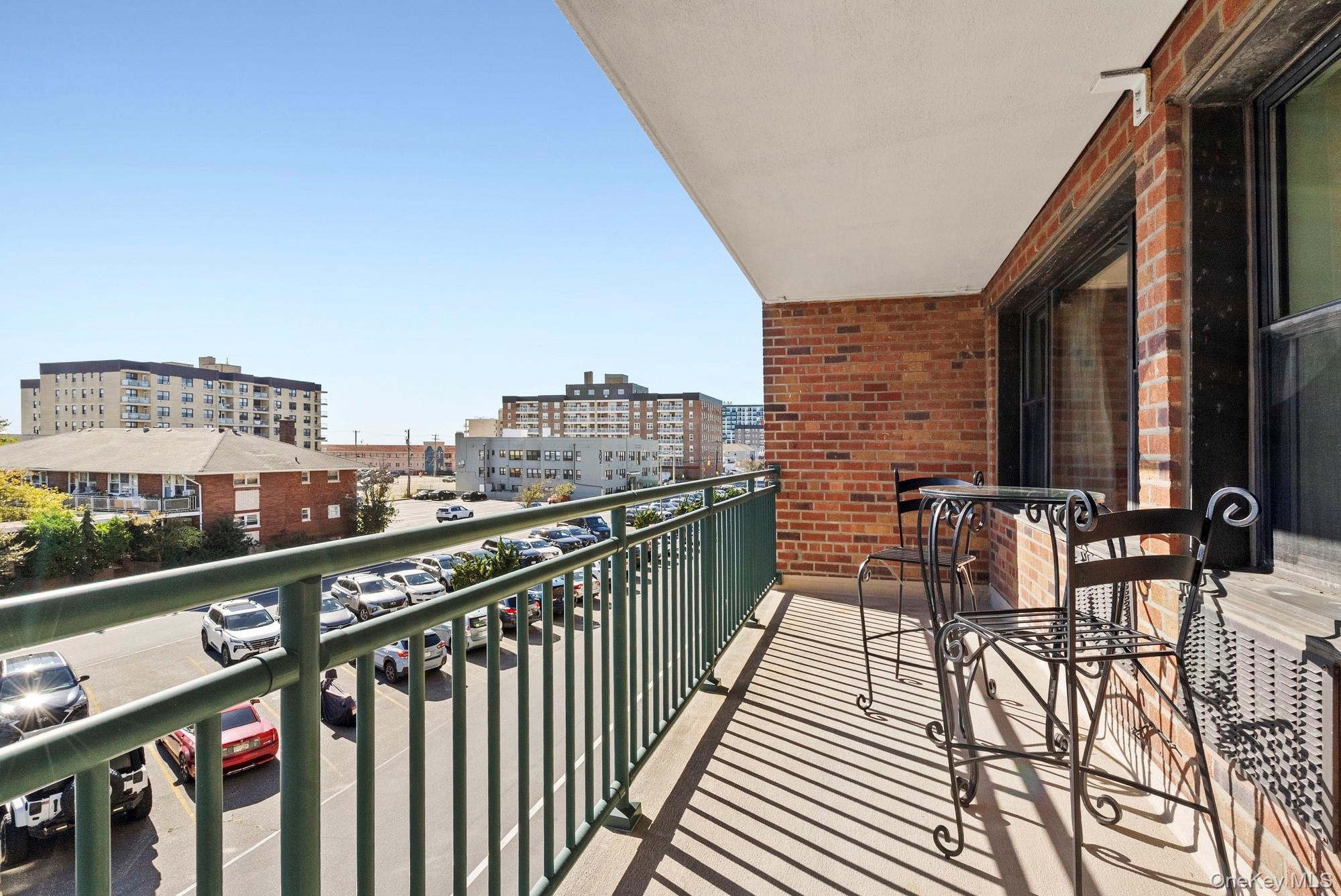 333 E Broadway, Unit 2D photo 11