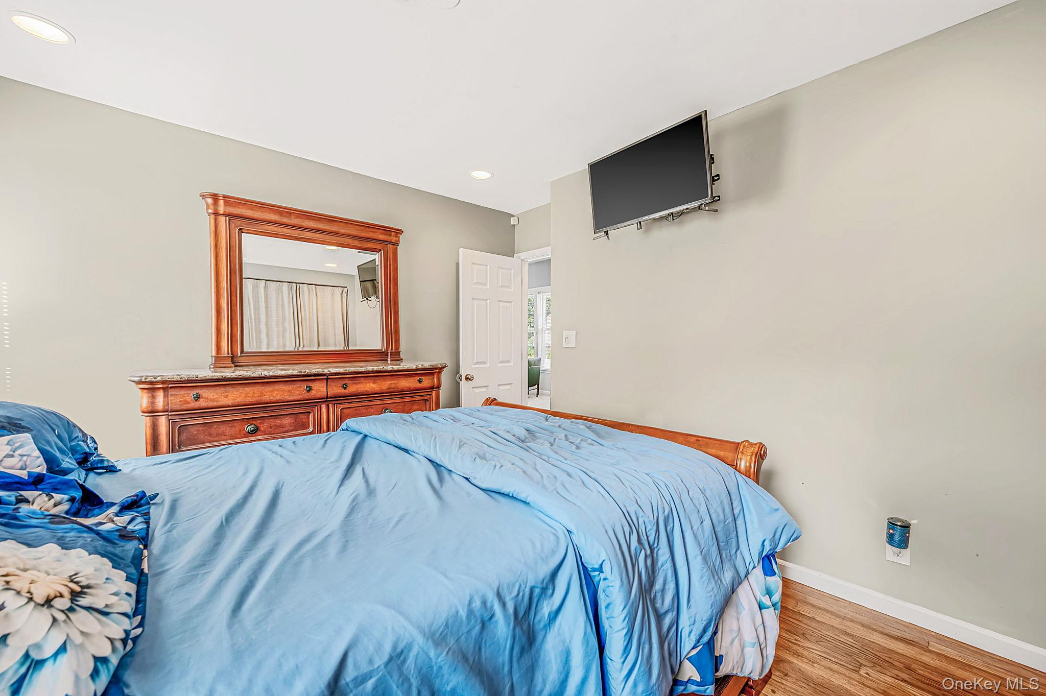207 Laurelton Drive – For Sale photo 7