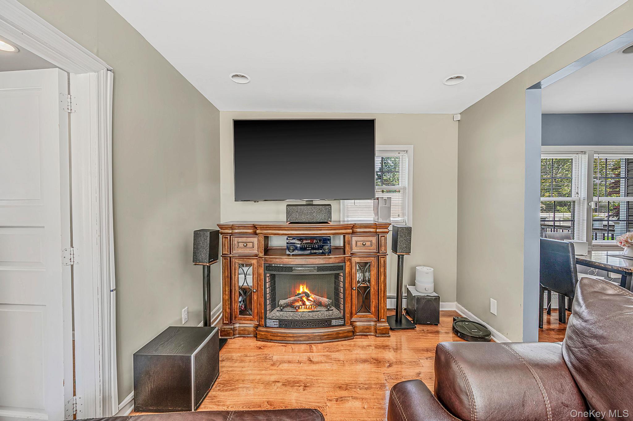 207 Laurelton Drive – For Sale photo 10
