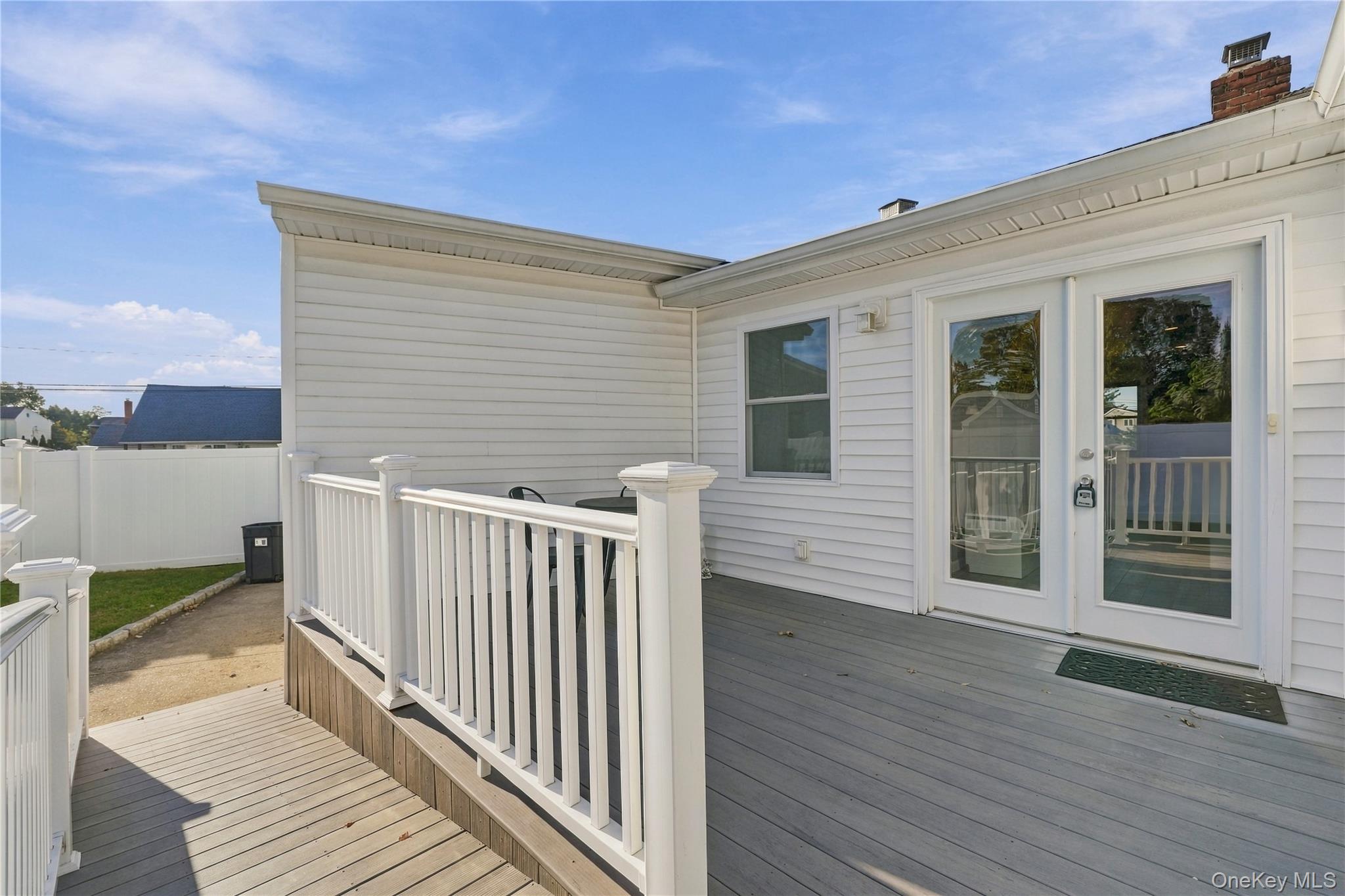 564 Middle Street – For Sale photo 29