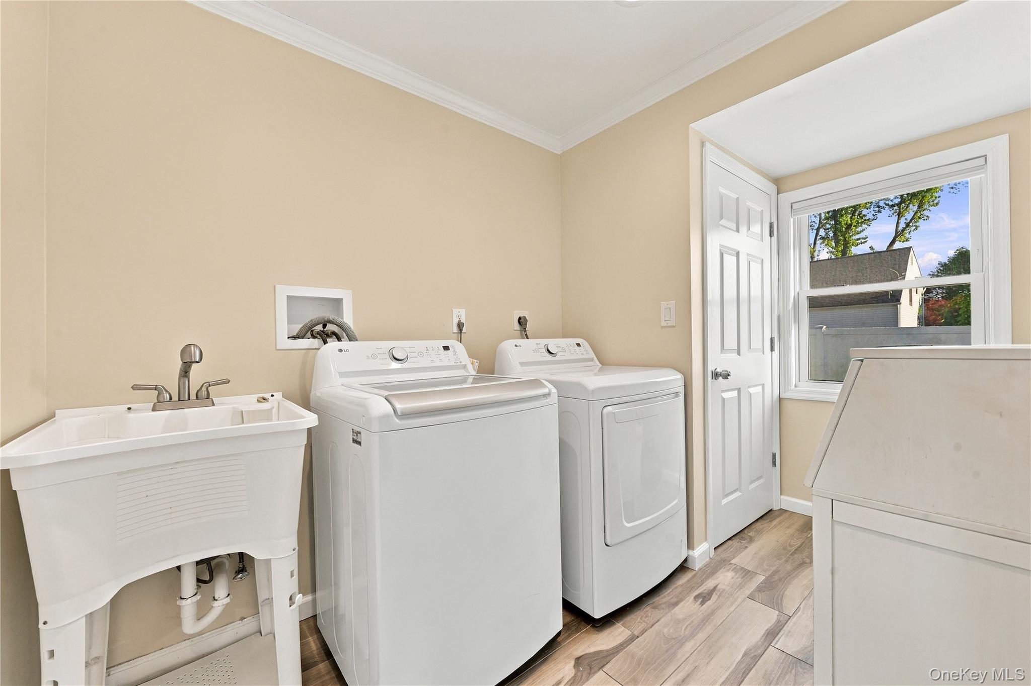 564 Middle Street – For Sale photo 25