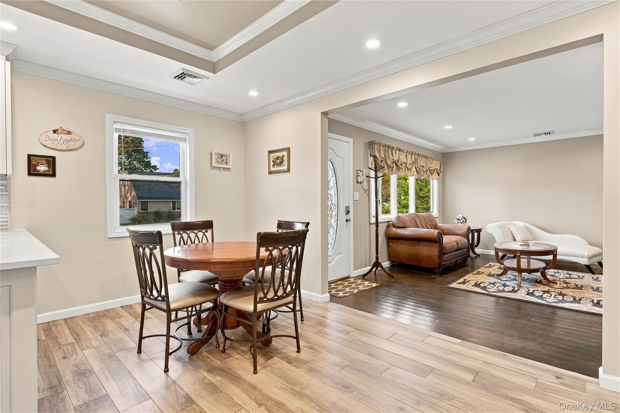 564 Middle Street – For Sale photo 9