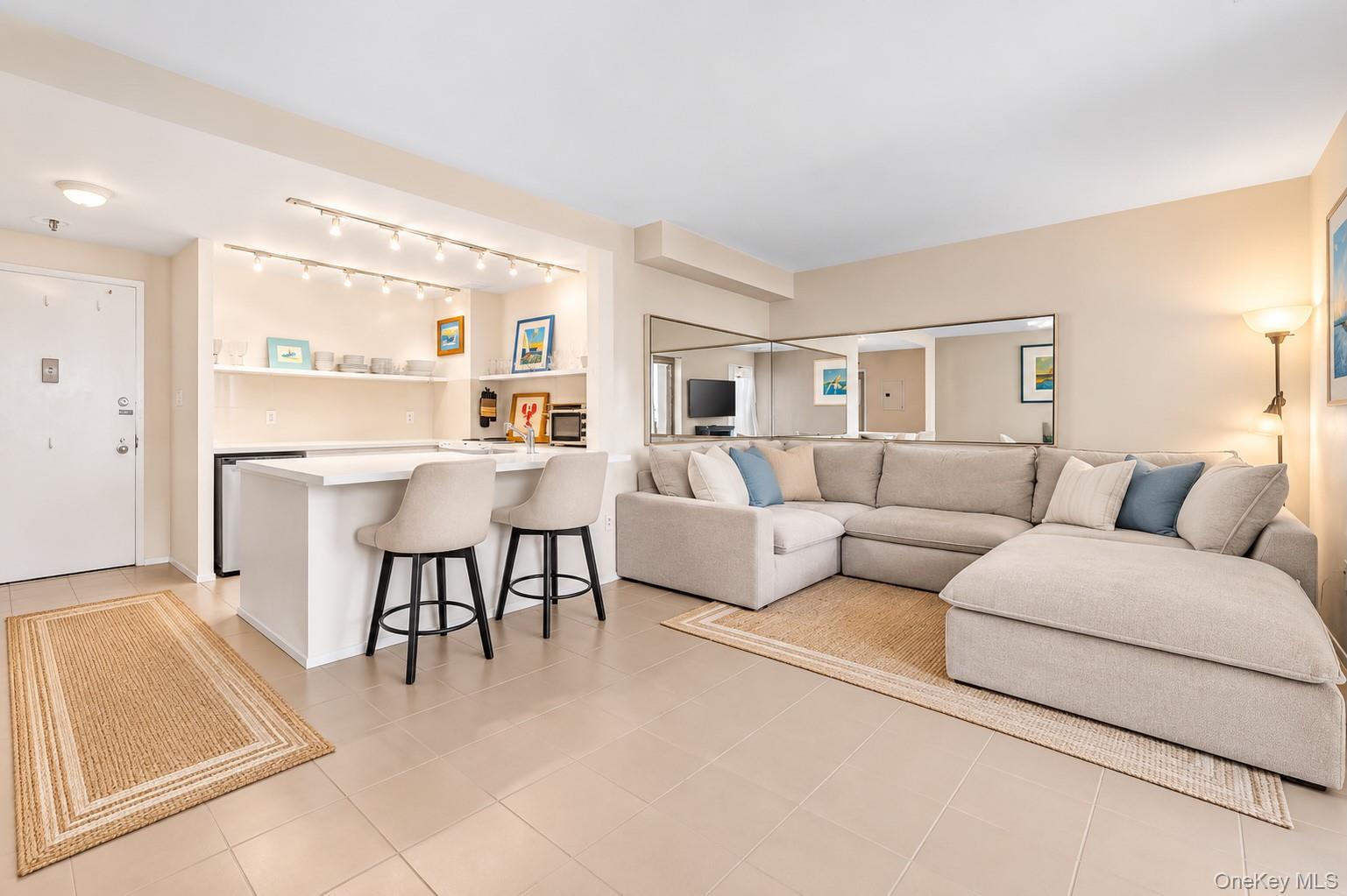 100 W Broadway Ave, Unit 4N photo 5