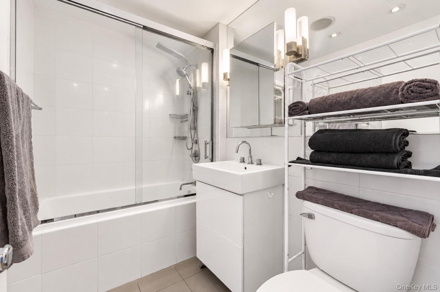 100 W Broadway Ave, Unit 4N photo 10