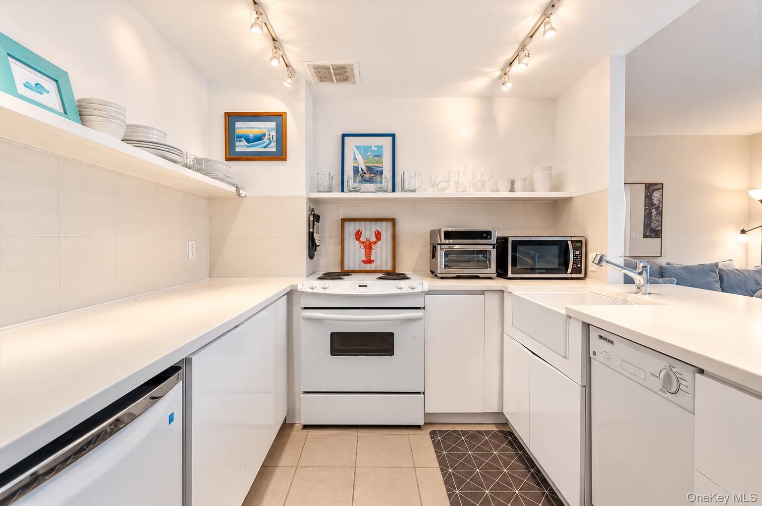100 W Broadway Ave, Unit 4N photo 4