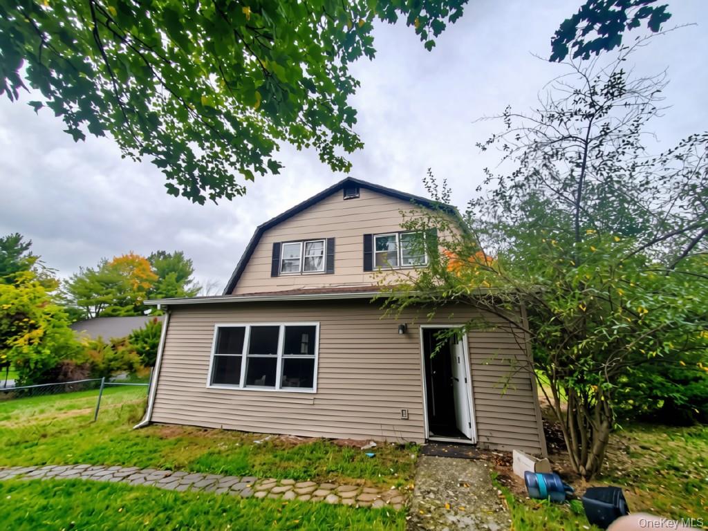315 Mountain Avenue – For Sale photo 2