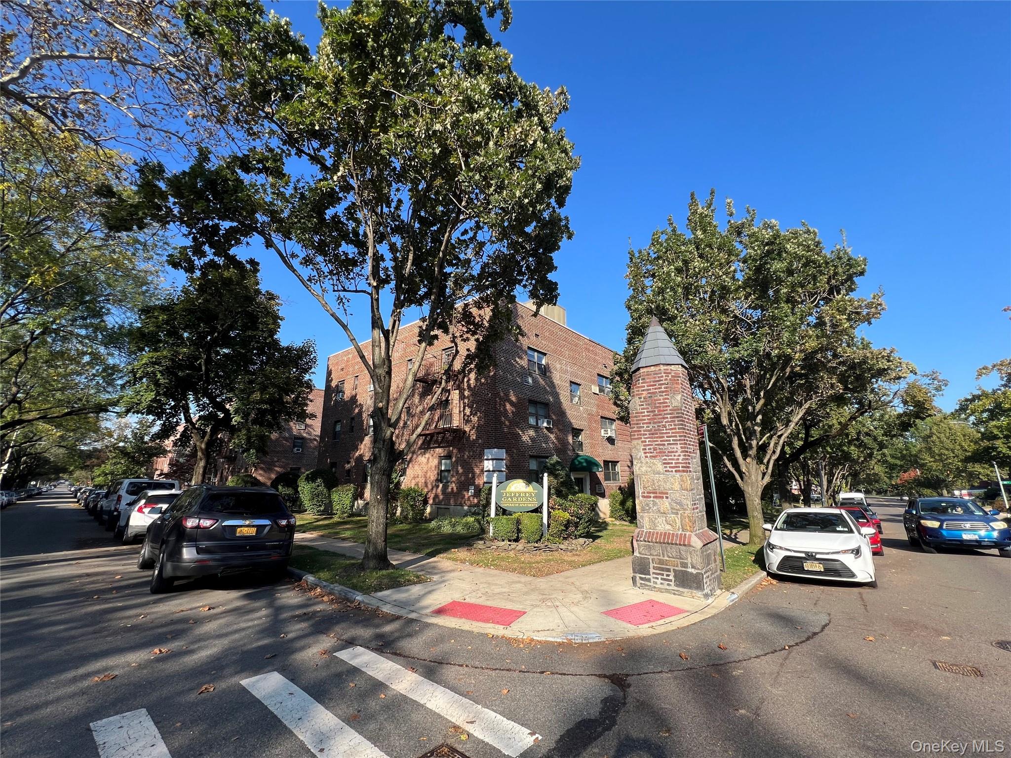 216-05 48th Avenue, Unit 2C photo 33