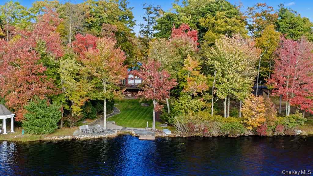 123 Lake Shore Drive W – For Sale photo 2