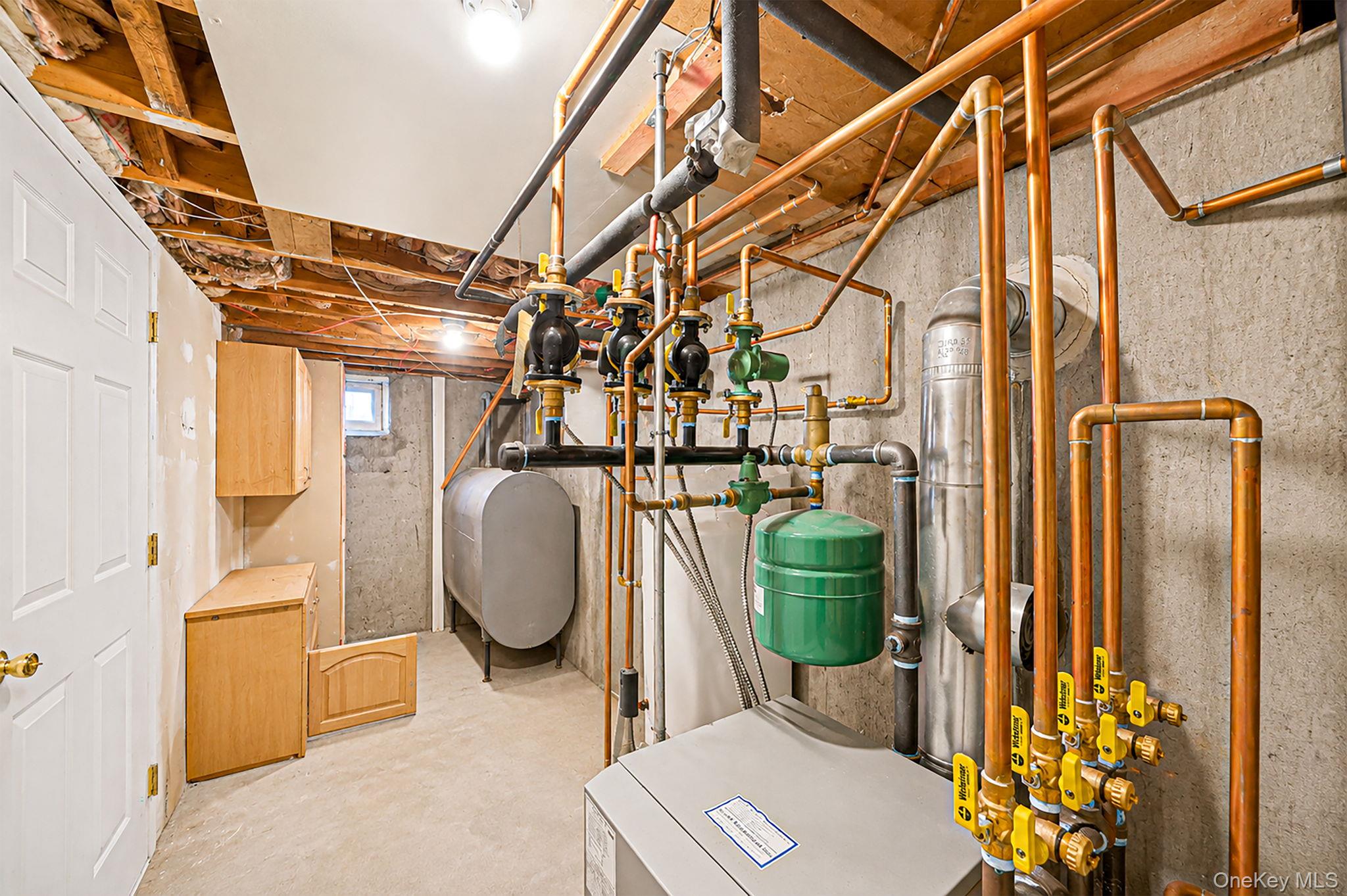 12 Mountain Street – For Sale photo 6
