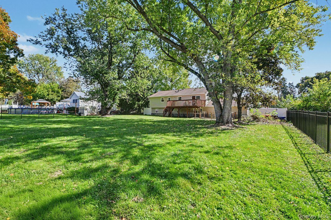 14 Tor Road – For Sale photo 36