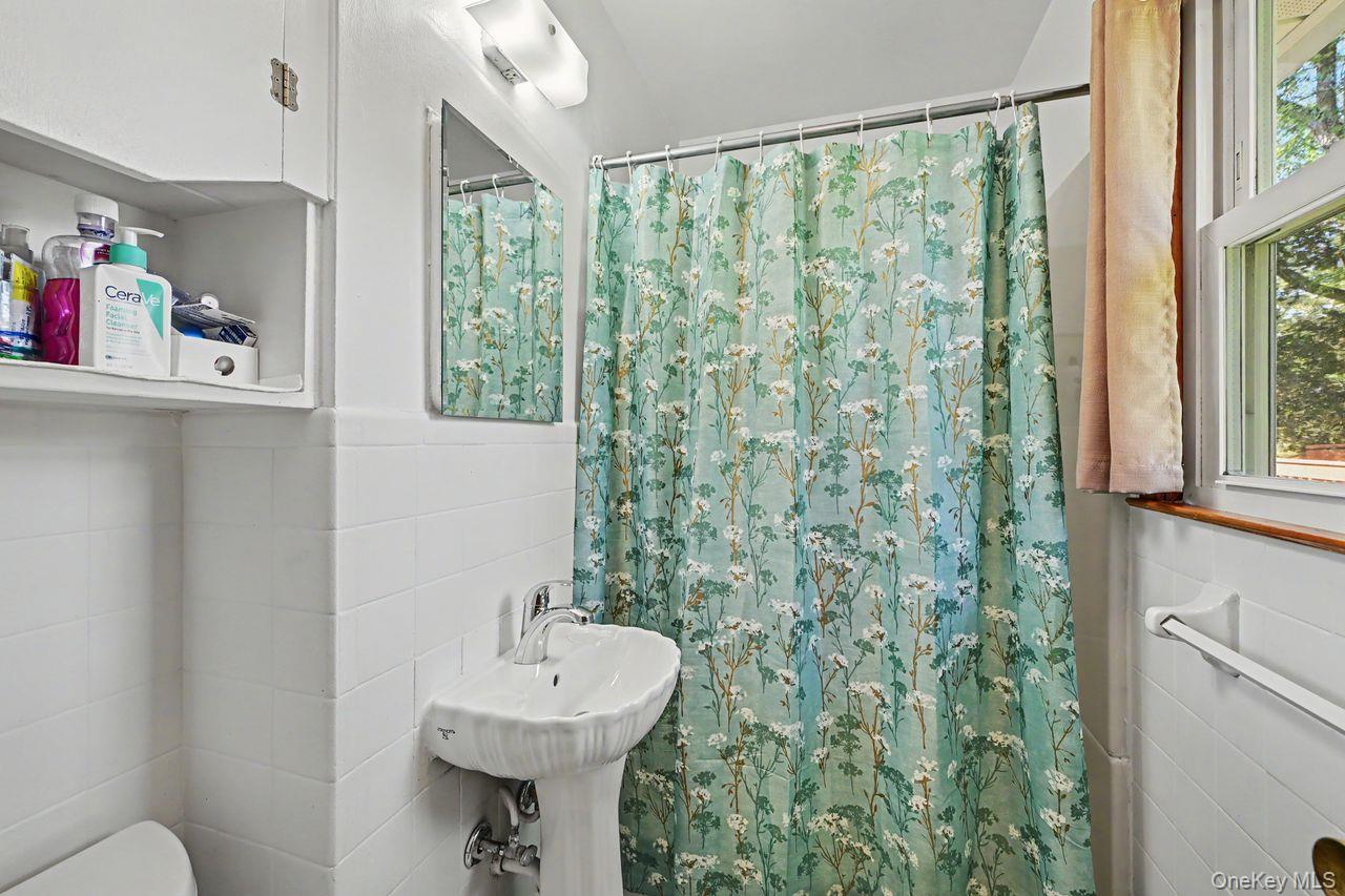 14 Tor Road – For Sale photo 17