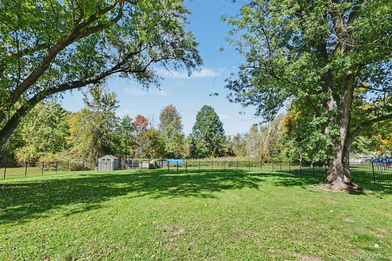 14 Tor Road – For Sale photo 33