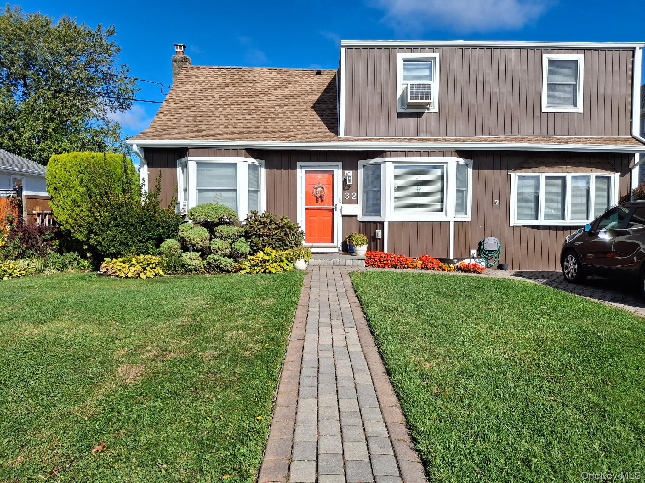 32 Halycon Road – For Rent