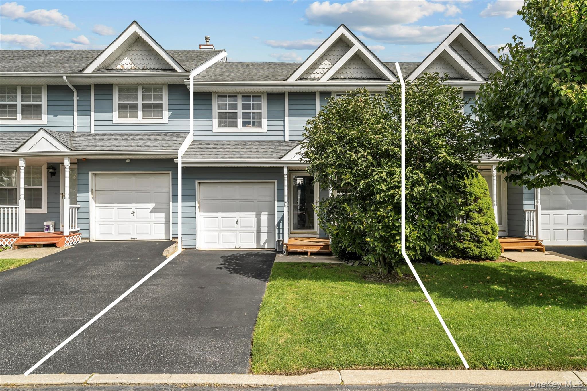 5 Spruce Lane – For Sale