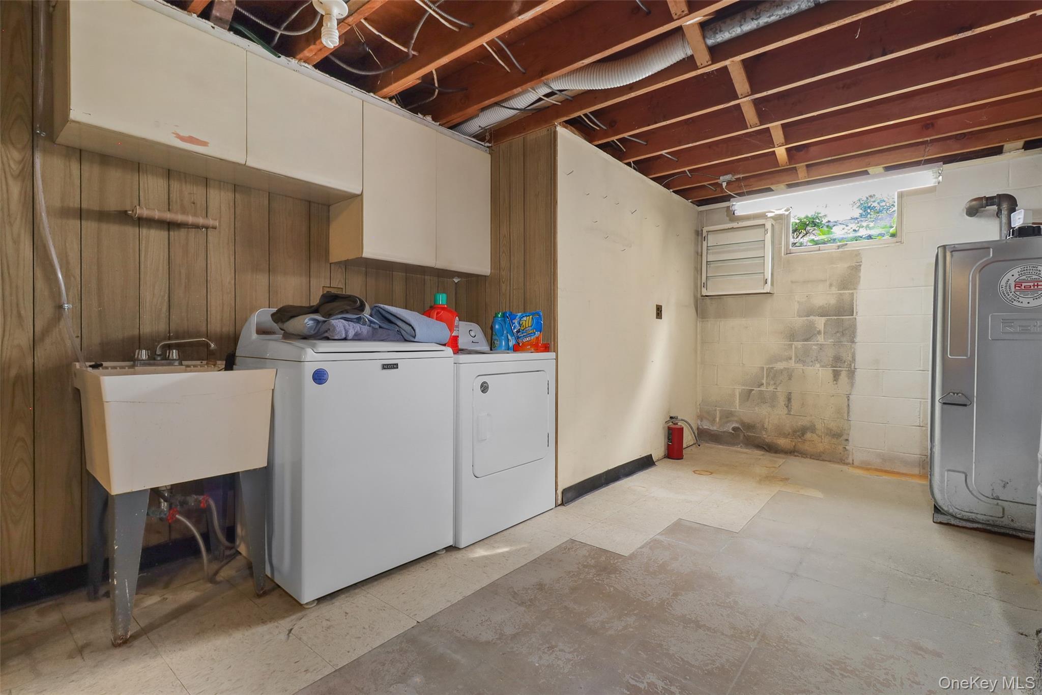 25 Hill Street – For Sale photo 27